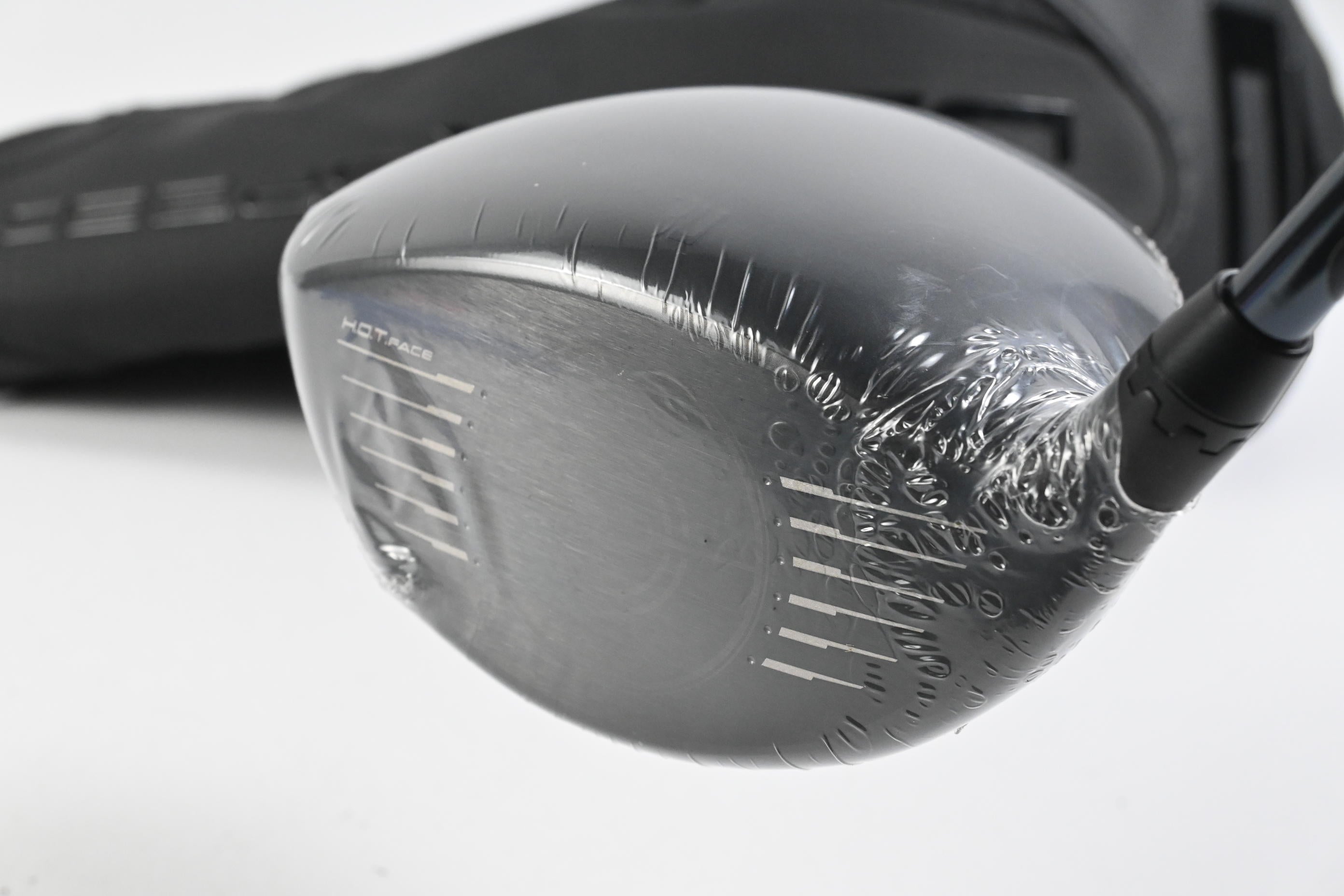 Cobra Darkspeed LS Driver / 9 Degree / Stiff Flex UST Mamiya LIN-Q M40X 6 Shaft