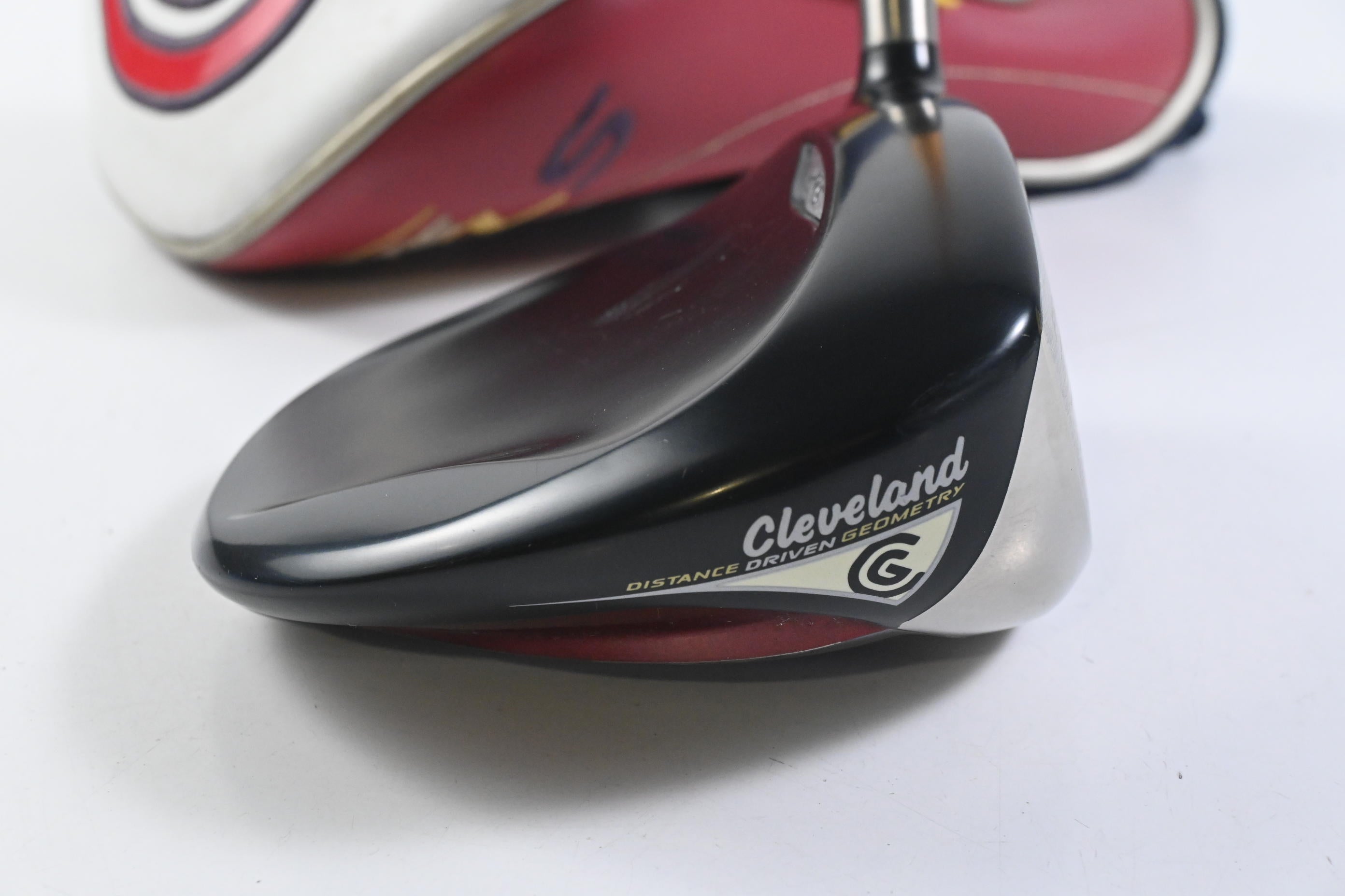 Cleveland HiBore XLS Driver / 9.5 Degree / Stiff Flex UST Mamiya Proforce V2 67