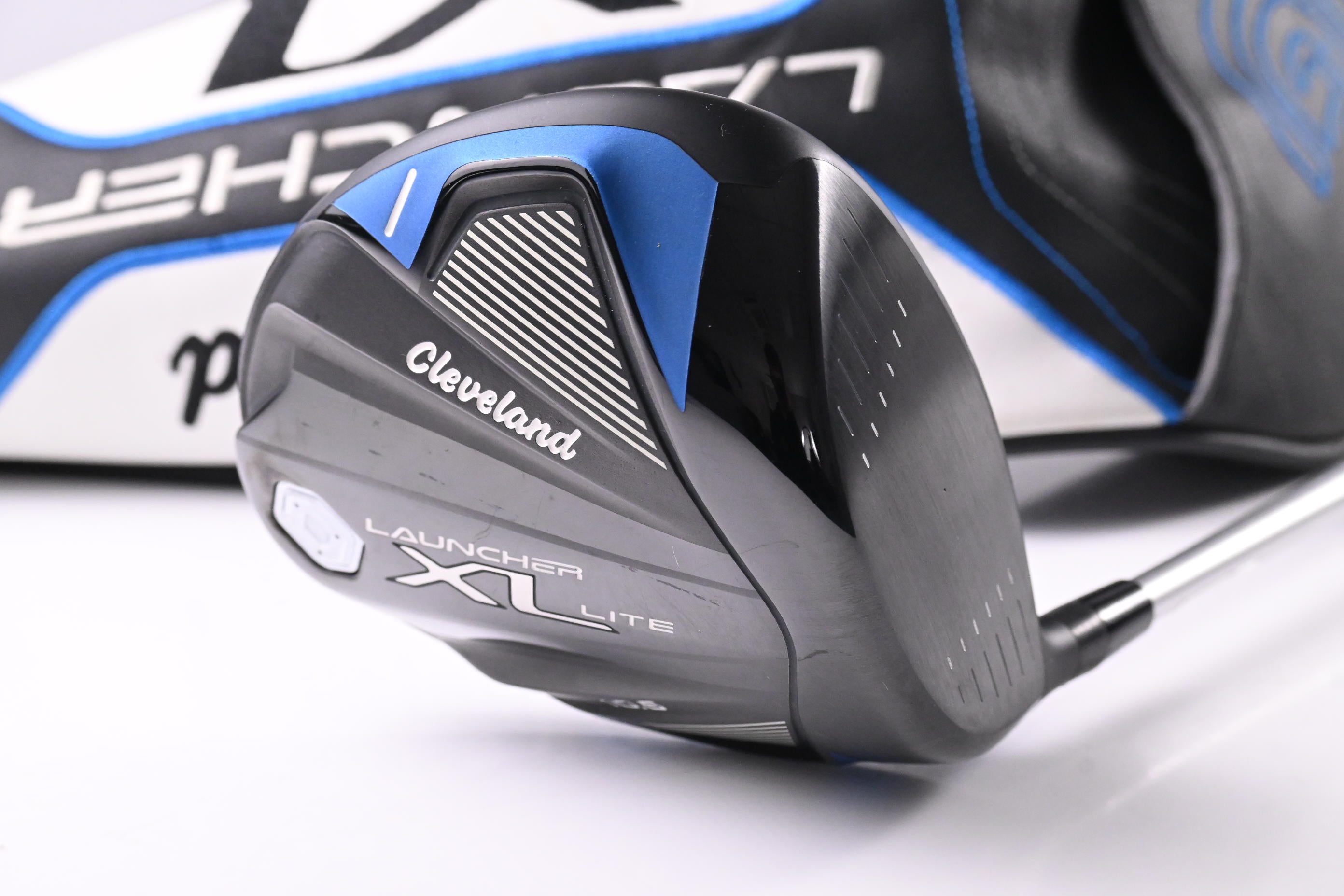 Cleveland Launcher XL Lite Driver / 10.5 Degree / Regular Flex Aldila Ascent 40