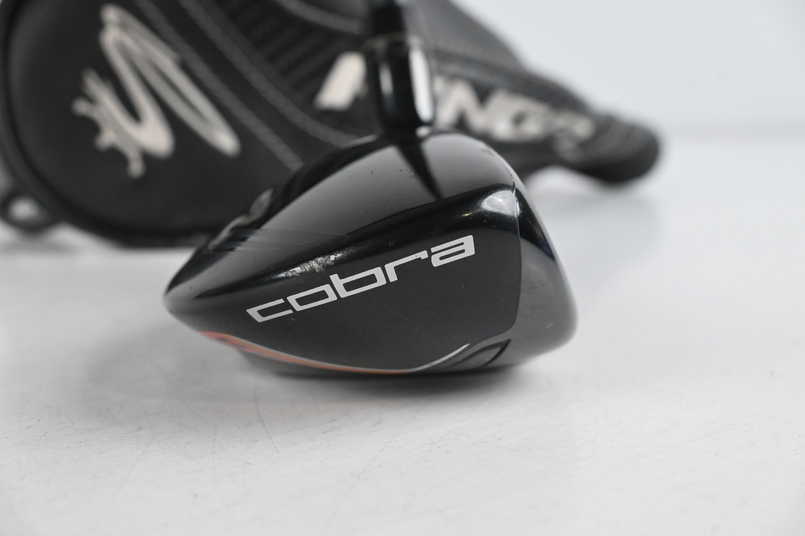 Cobra King F7 #4-5 Hybrid / 22-25 Degree / Regular Flex Fujikura Pro Black 75