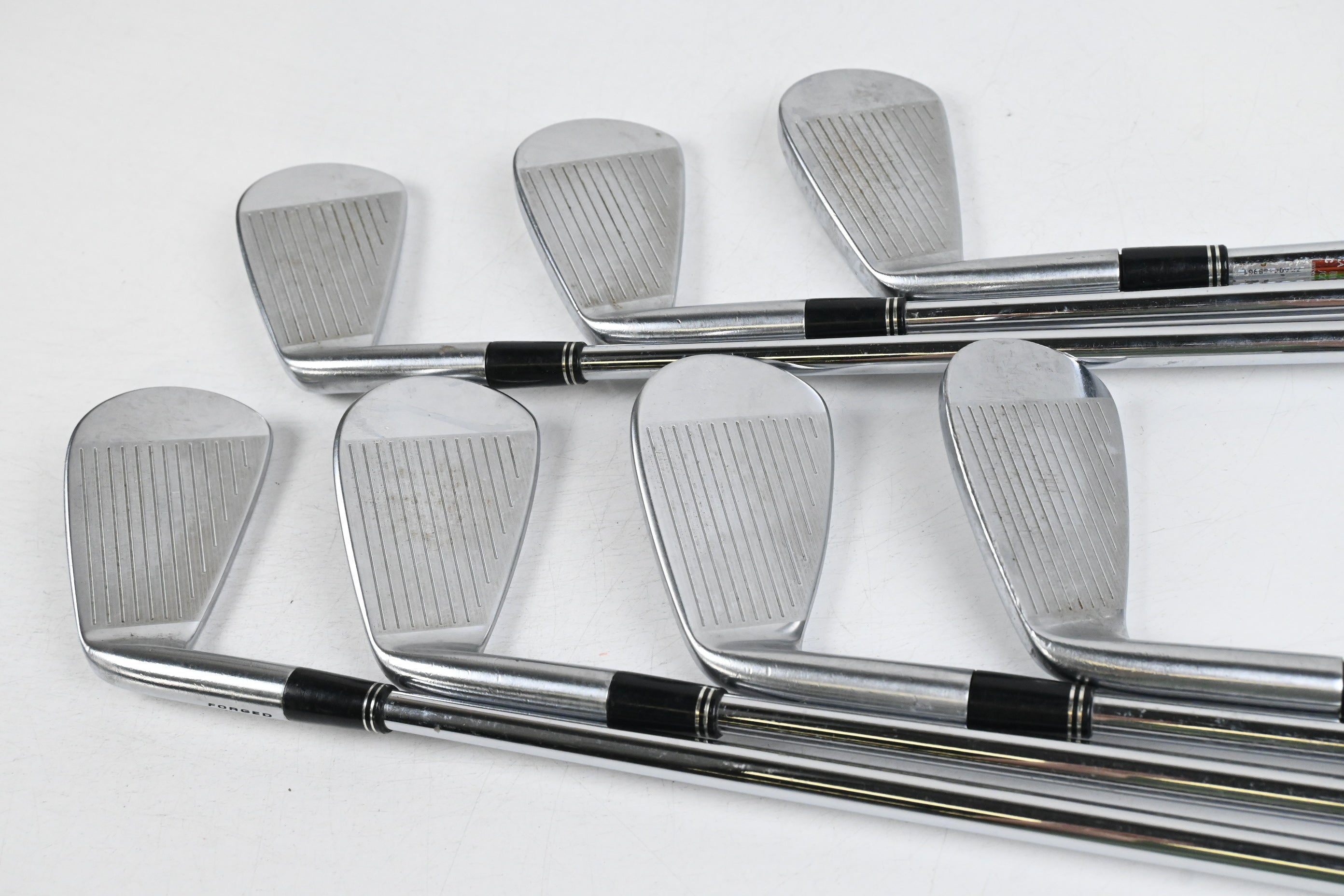 Srixon Z-565 Irons / 4-PW / Stiff Flex N.S.Pro Modus3 Tour120 Shafts