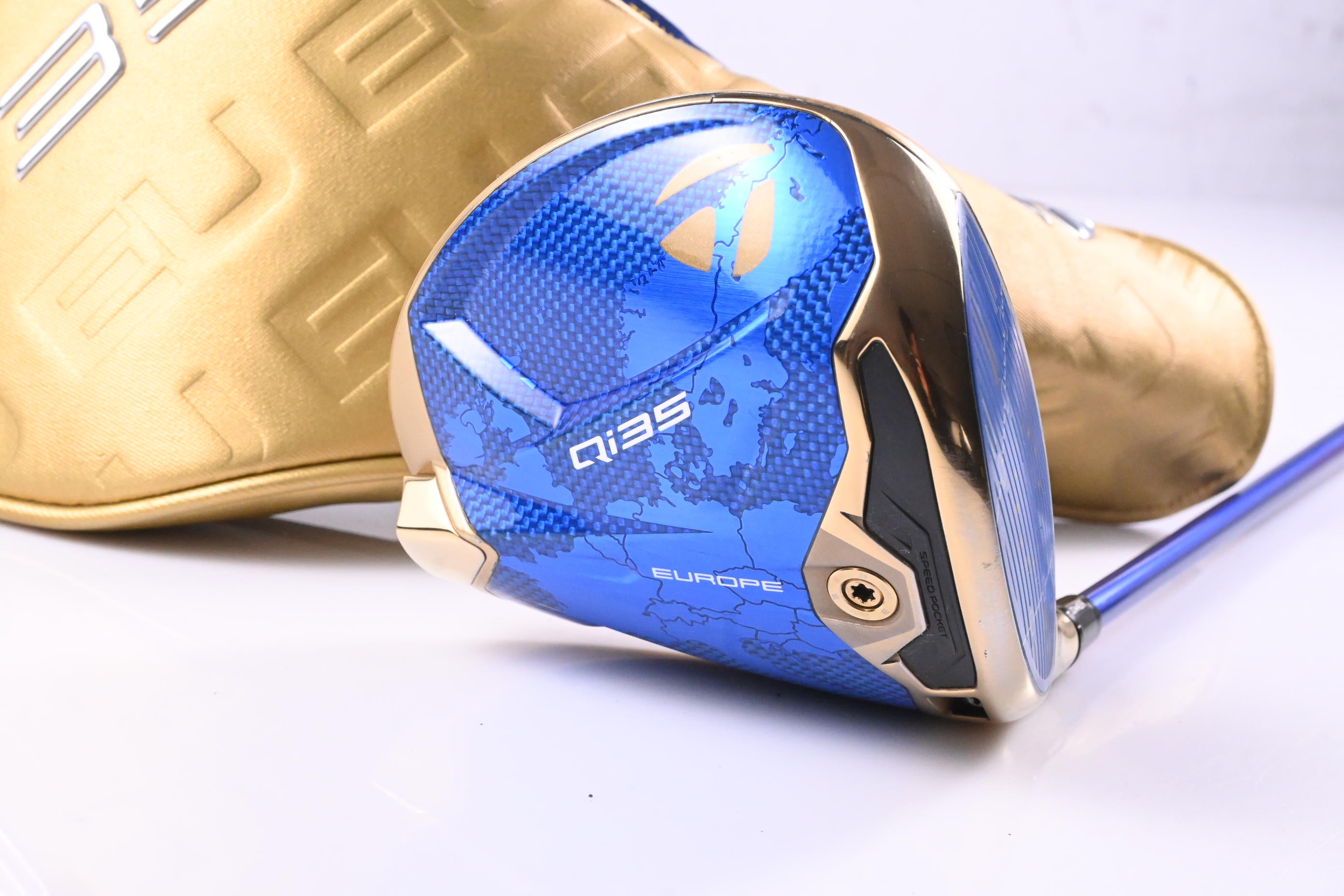 Taylormade Qi35 Europe Driver / 10.5 Degree / Regular Flex Fujikura Air Speeder