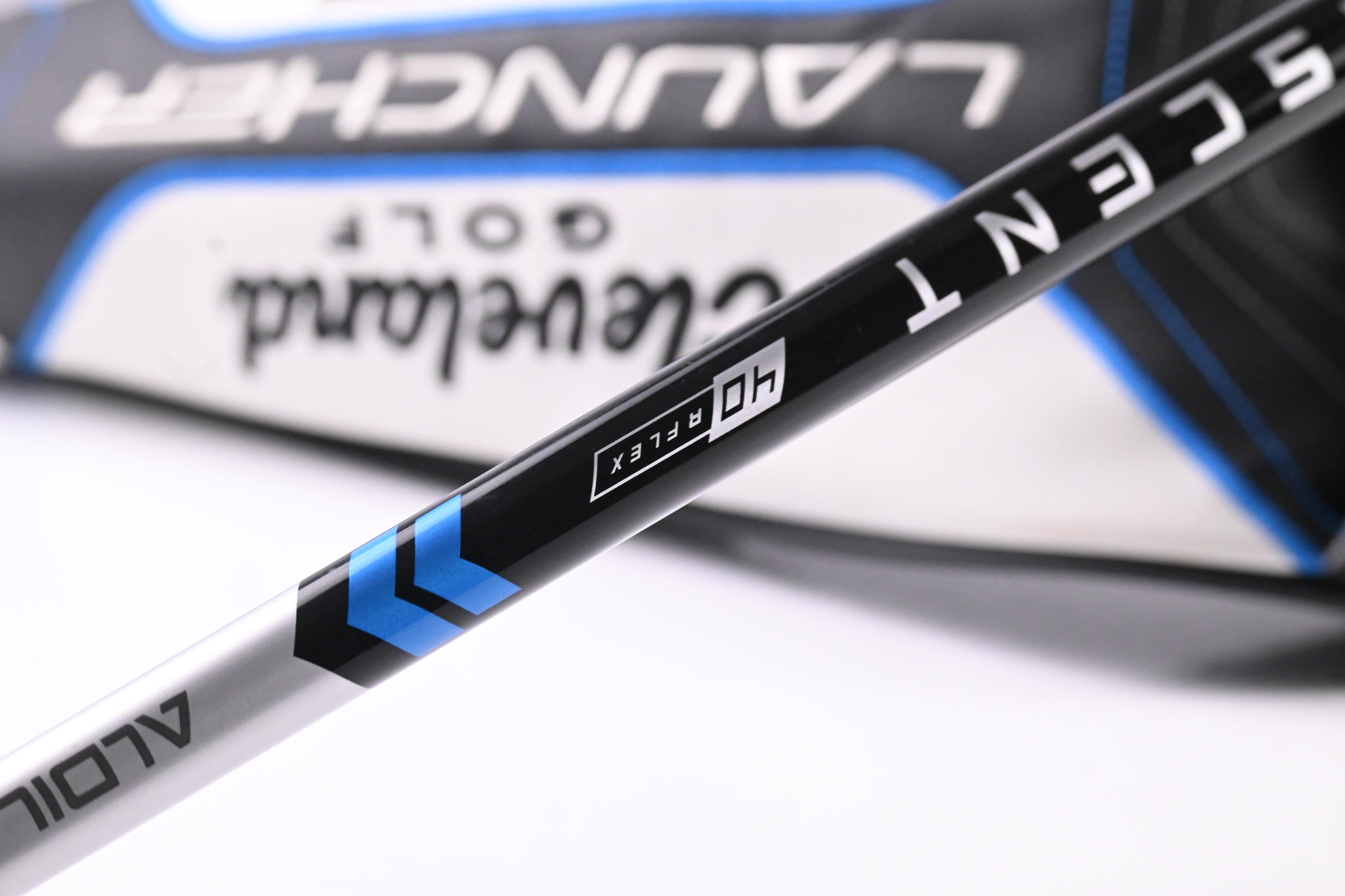 Cleveland Launcher XL Lite Driver / 10.5 Degree / Regular Flex Aldila Ascent 40