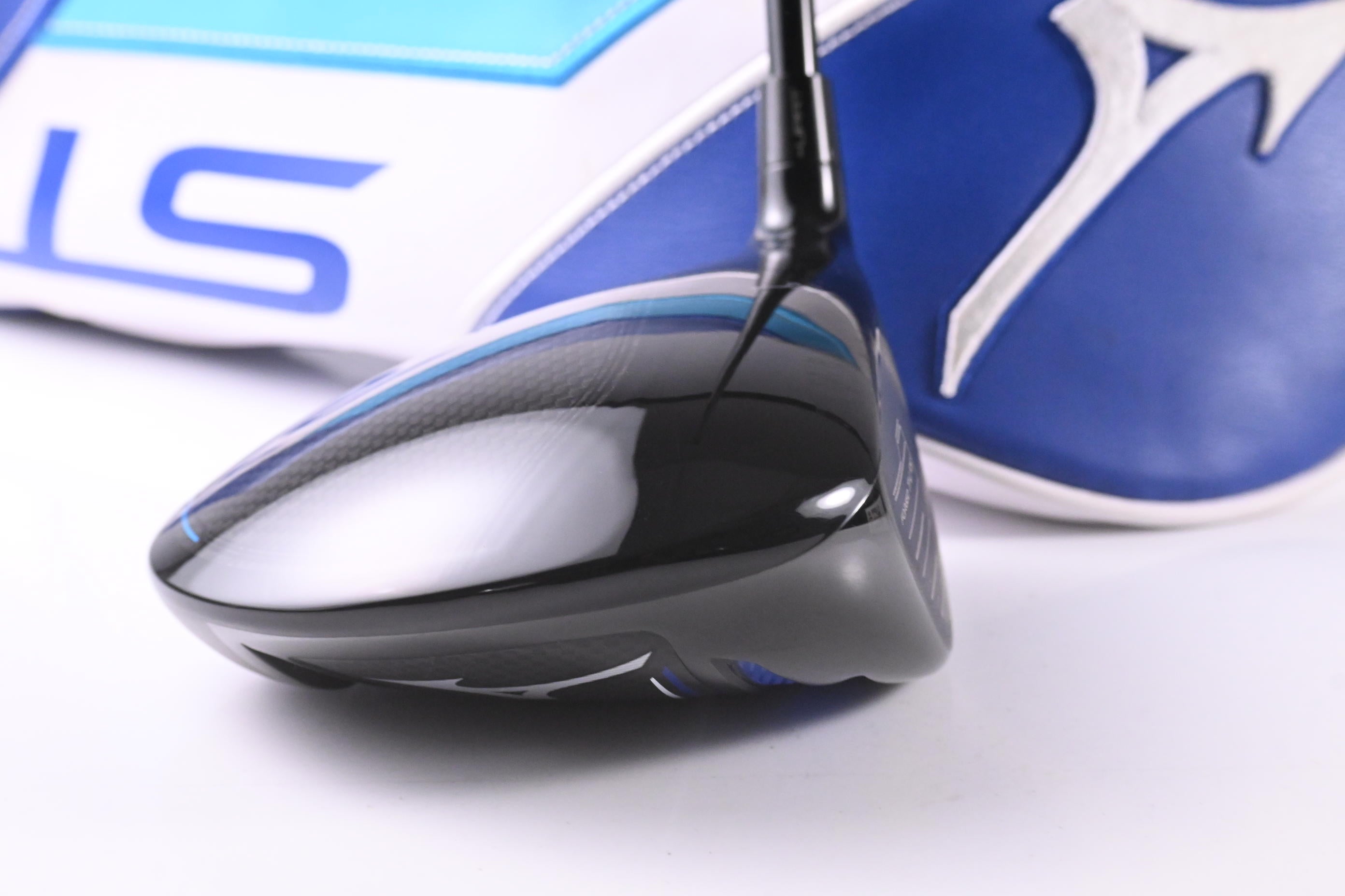 Mizuno ST-Max 230 Driver / 10.5 Degree / Stiff Flex Kai'li White 60 Shaft