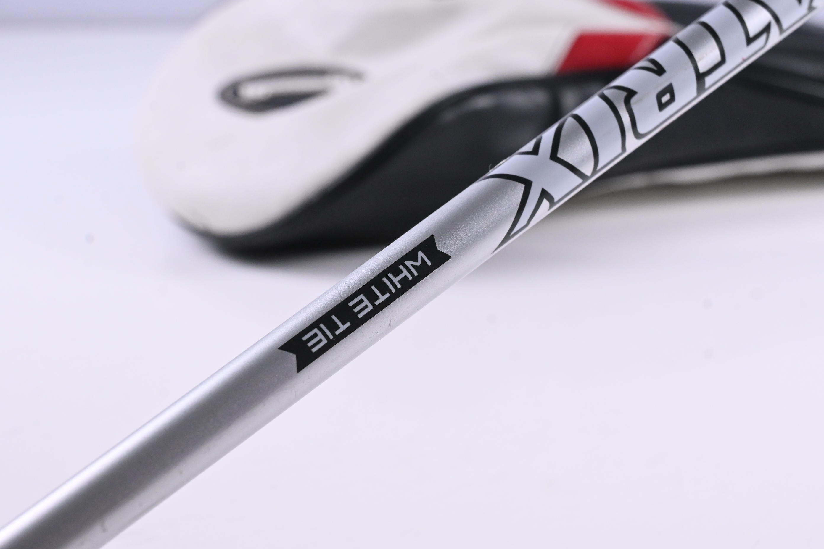 Taylormade M4 Driver / 9.5 Degree / Stiff Flex Matrix Ozik White Tie MFS 55