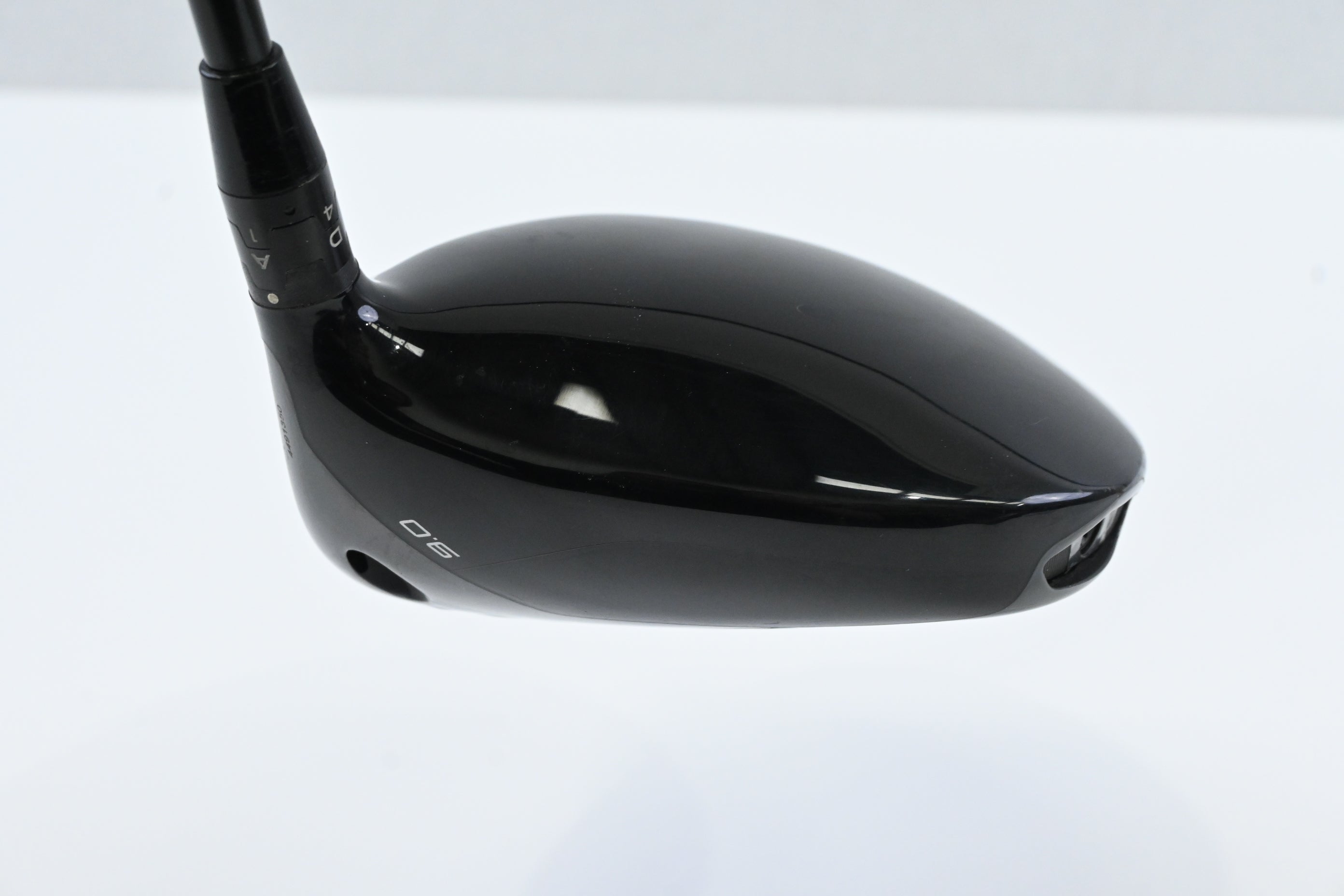 Titleist GT2 Driver / 9 Degree / Stiff Flex Tensei AV Raw White 65 Shaft