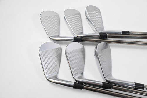 Srixon ZXi5 Irons / 5-PW / Regular Flex UST Mamiya Recoil ES 760 Shaft