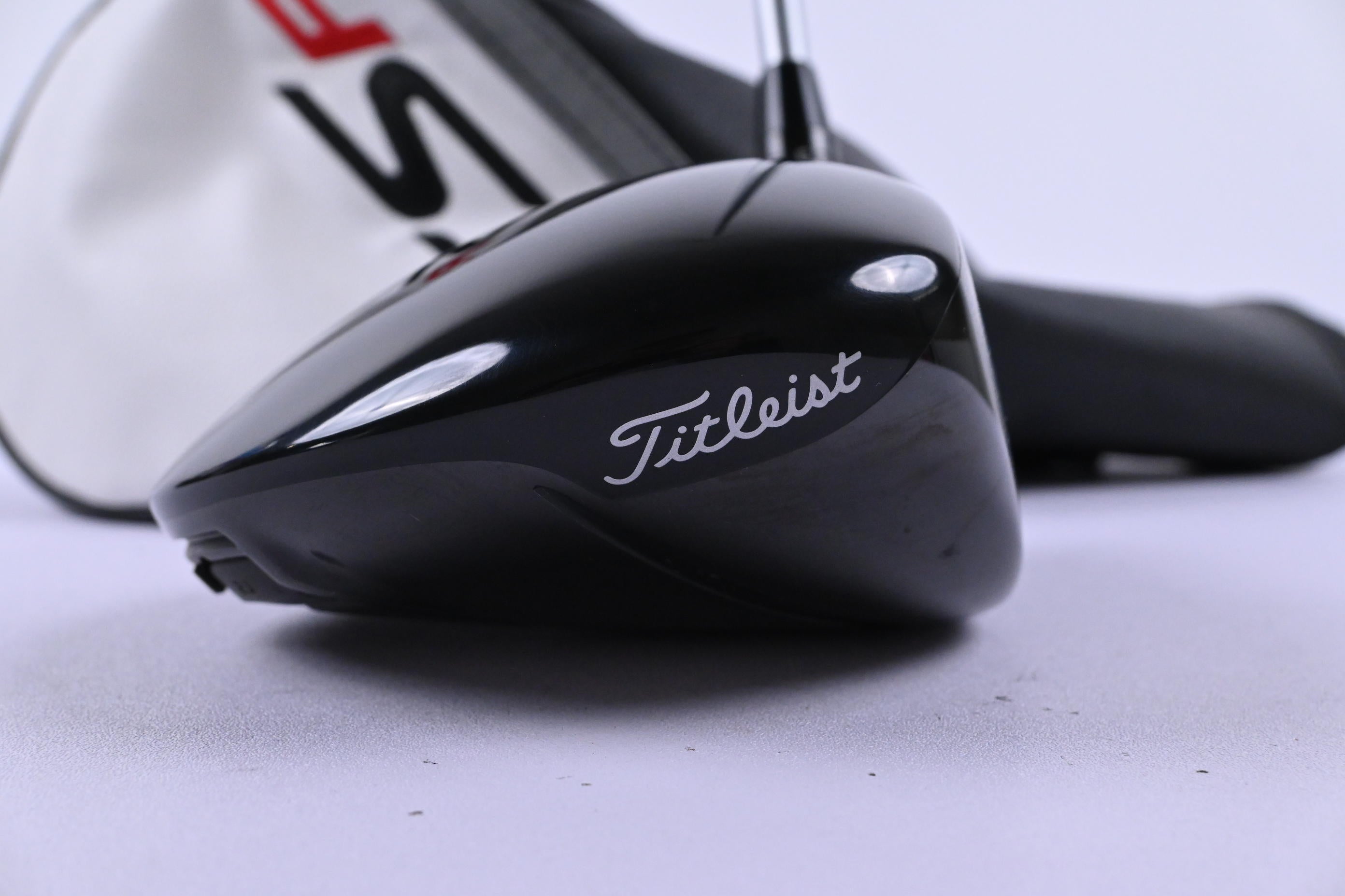 Titleist TSR3 Driver / 10 Degree / Stiff Flex Graphite Design Tour AD UB-6 Shaft