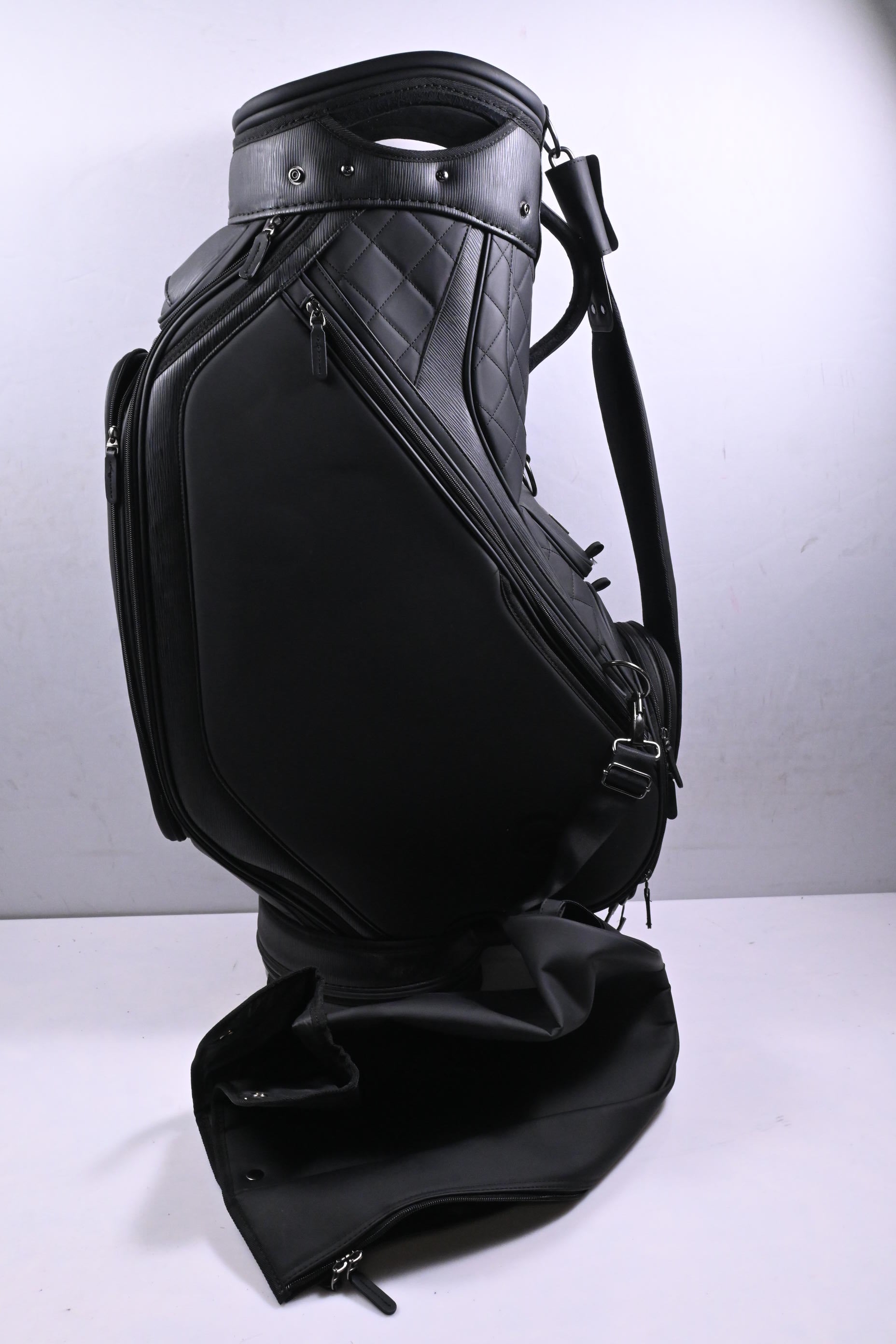 Caddy Club Golf Legion Tour Bag / 6-Way Divider / Black
