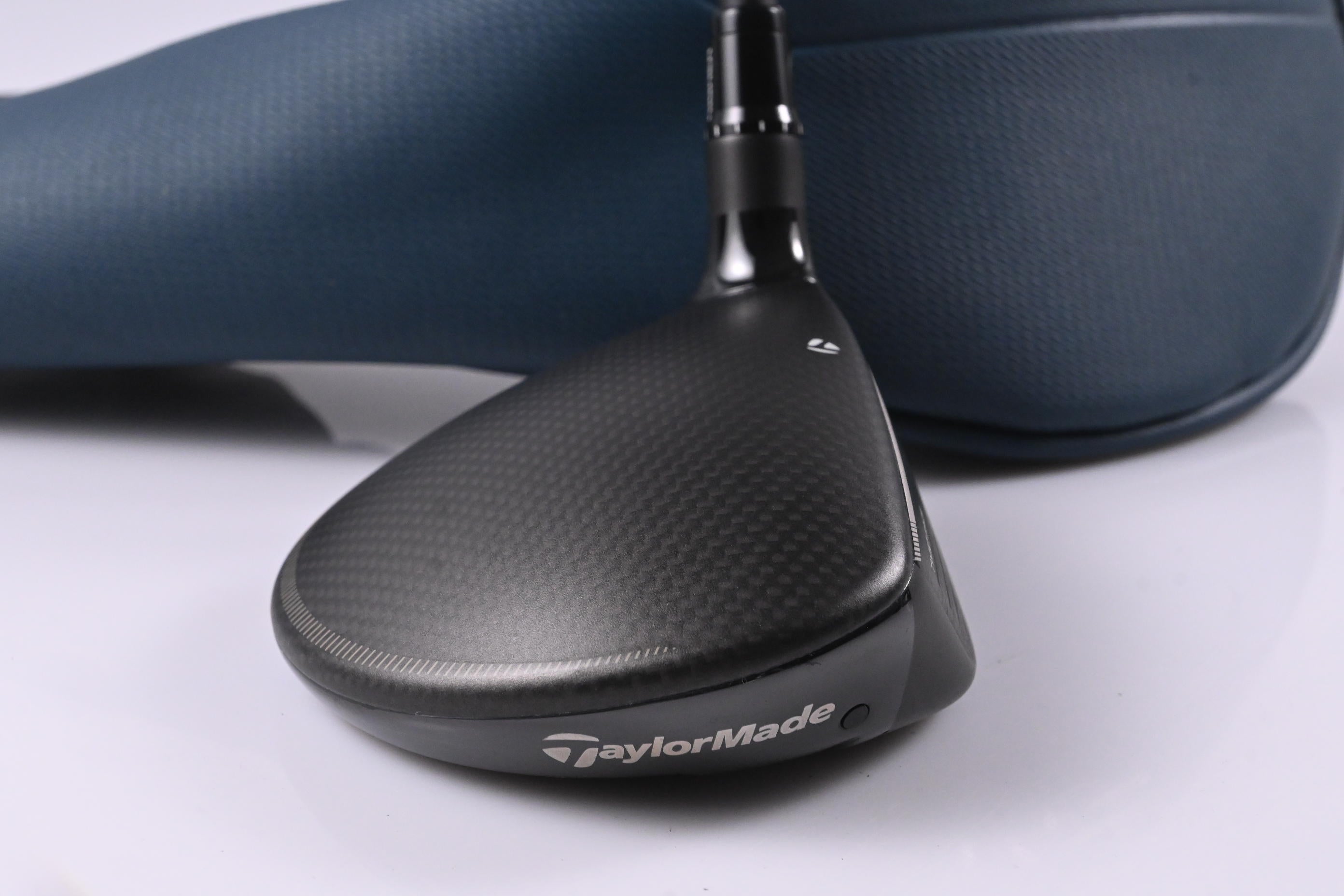 Taylormade Qi4D #7 Wood / 21 Degree / Regular Flex Reax 55 Shaft