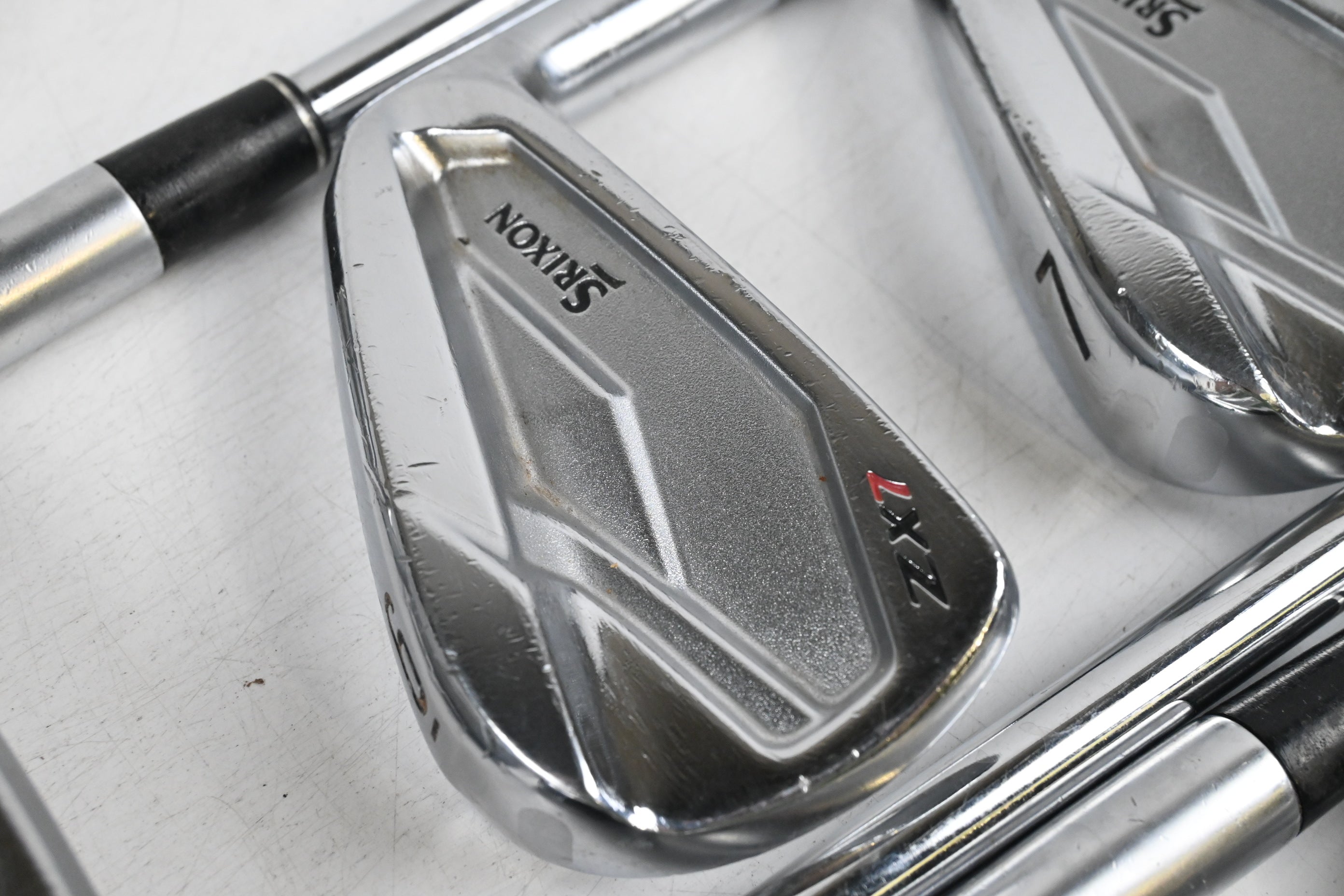 Srixon ZX7 Irons / 5-PW / Regular Flex KBS S-Taper 110 Shafts