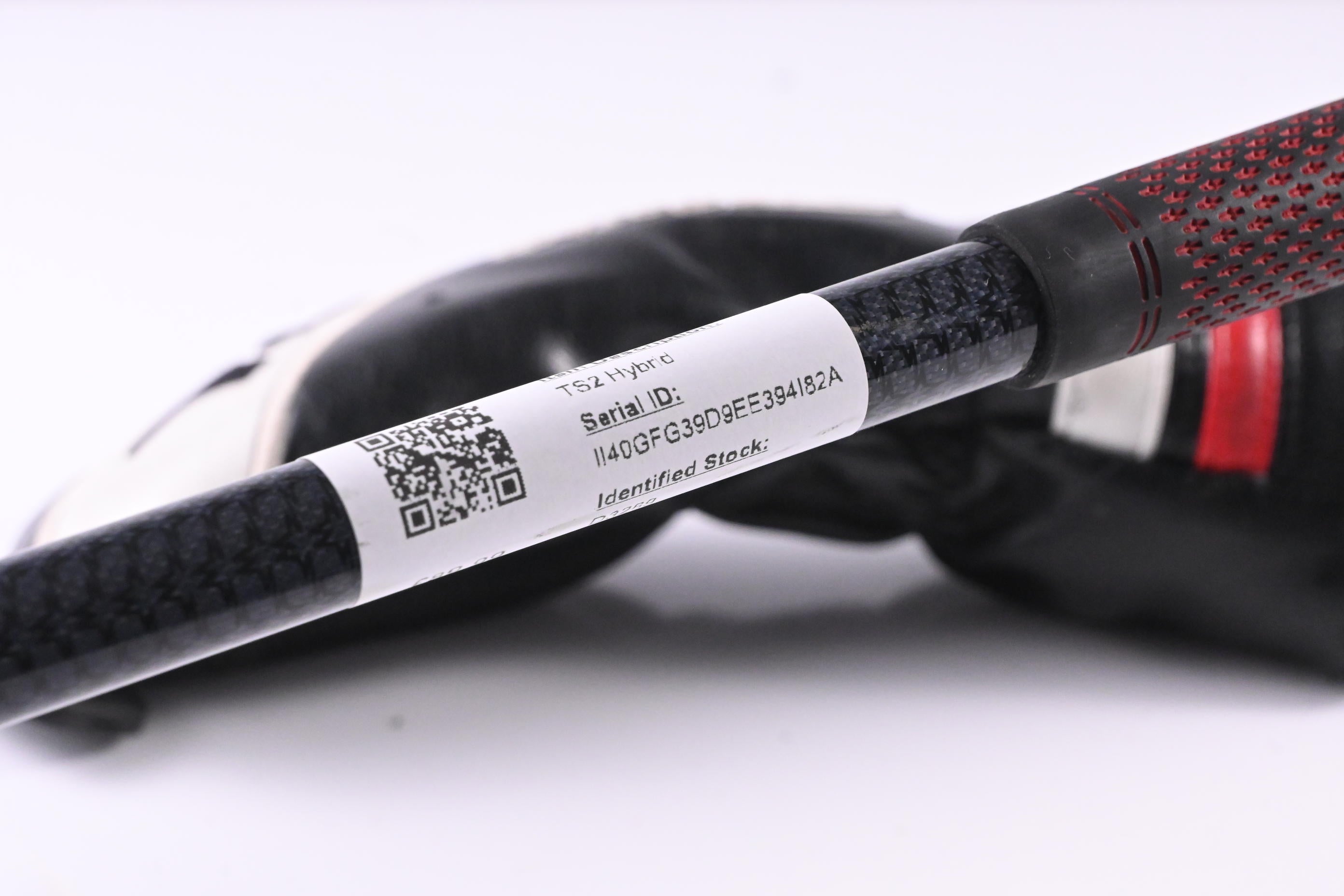 Titleist TS2 #3 Hybrid / 19 Degree / Stiff Flex Tensei AV Blue 70 Shaft