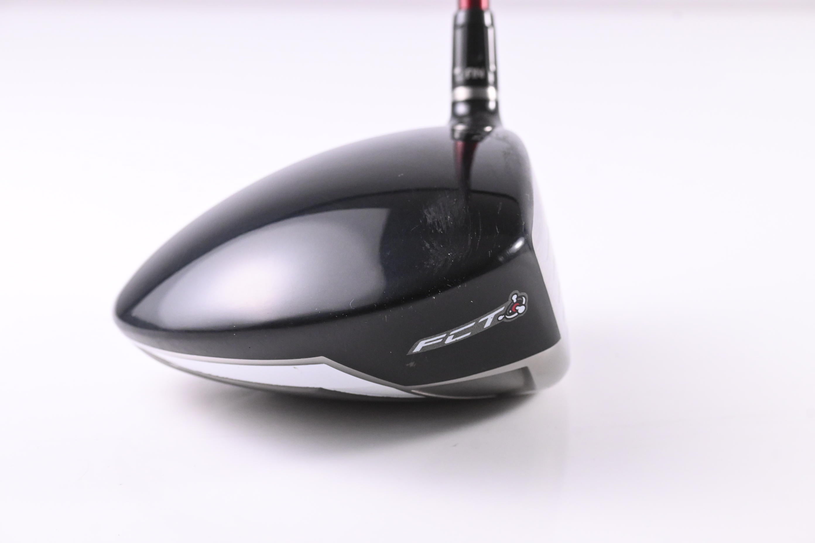 Taylormade R9 460 Driver / 10.5 Degree / Regular Flex Fujikura Motore X 60 Shaft