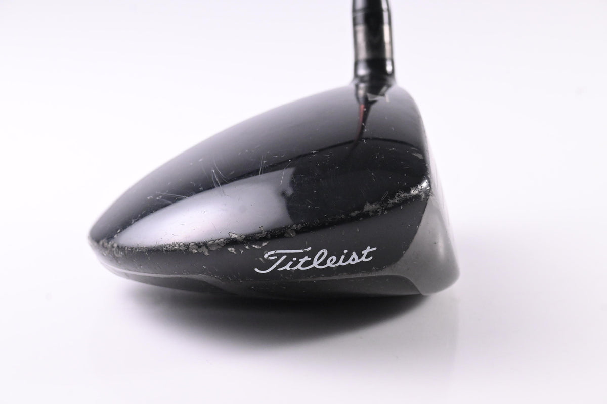 Titleist 910 D2 Driver / 12 Degree / Regular Flex Diamana 'ilima 61 Shaft