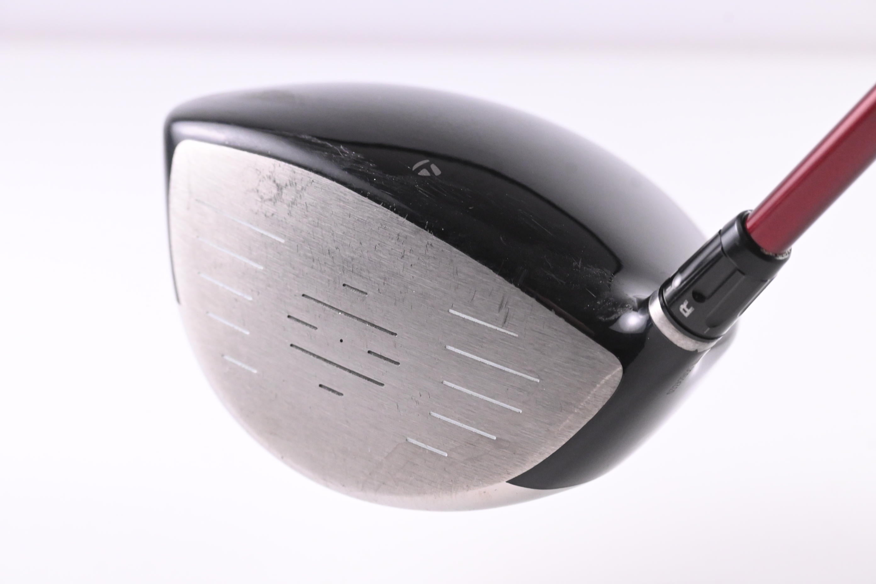 Taylormade R9 460 Driver / 10.5 Degree / Regular Flex Fujikura Motore X 60 Shaft