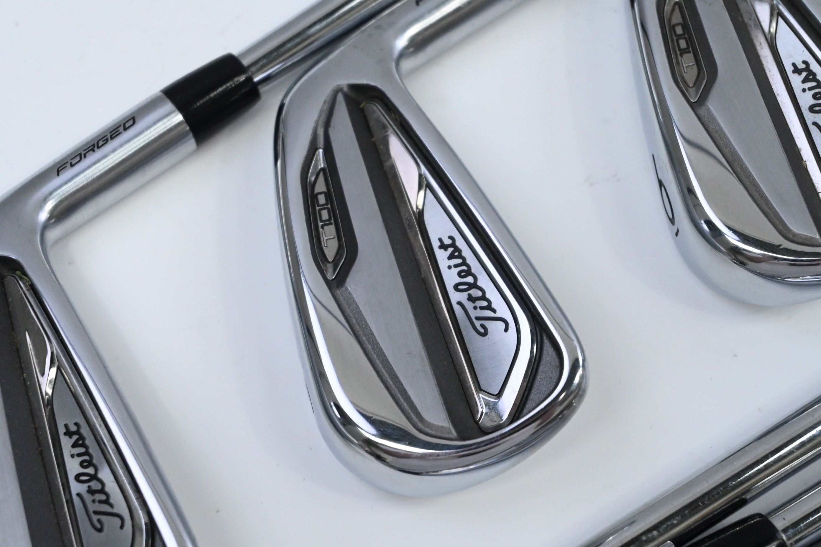 Titleist T100 2019 Irons / 4-PW / Stiff Flex Dynamic Gold S400 Shafts