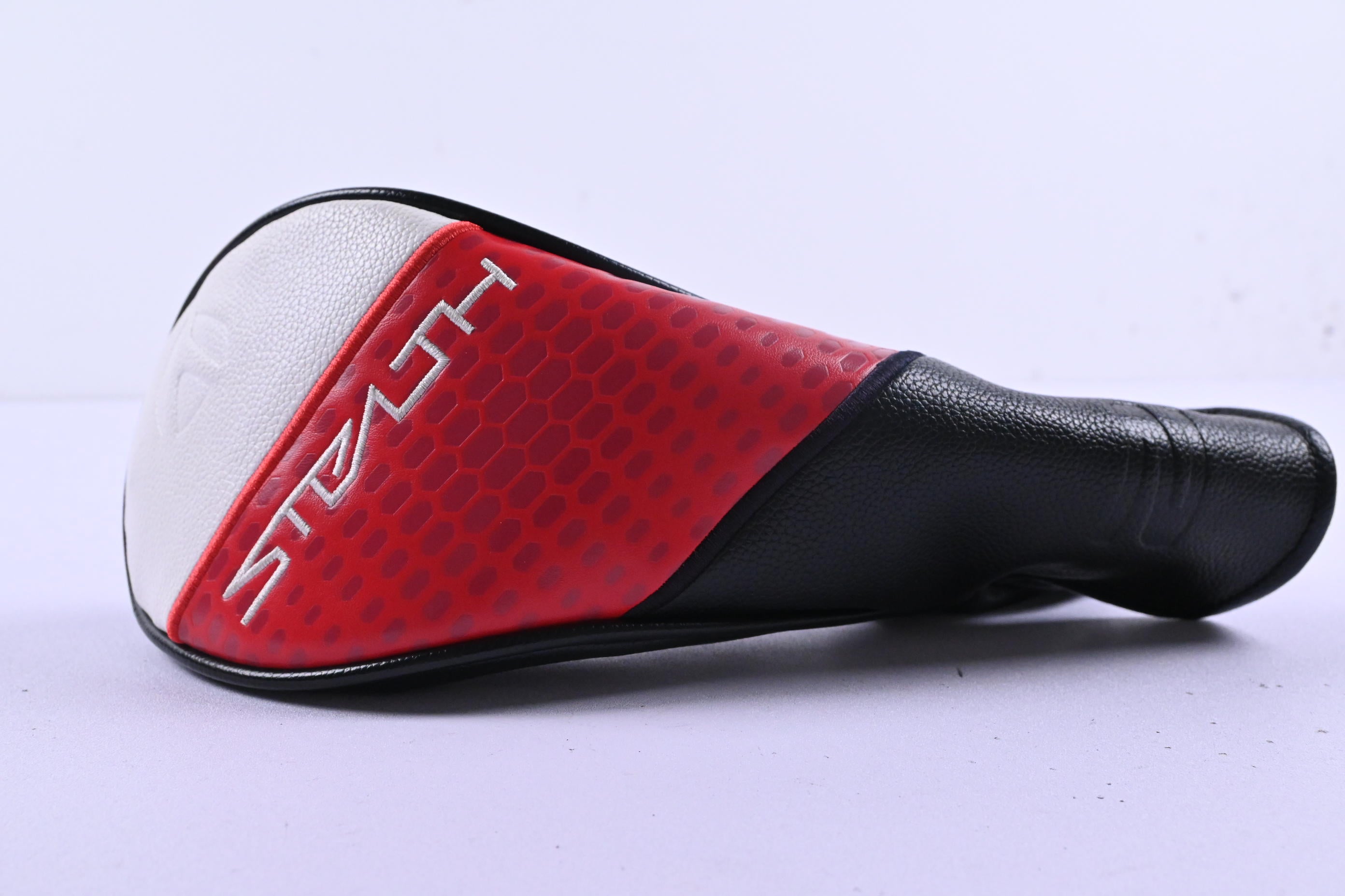 Taylormade Stealth 2 #5 Wood / 18 Degree / Regular Flex Fujikura Ventus Red 5