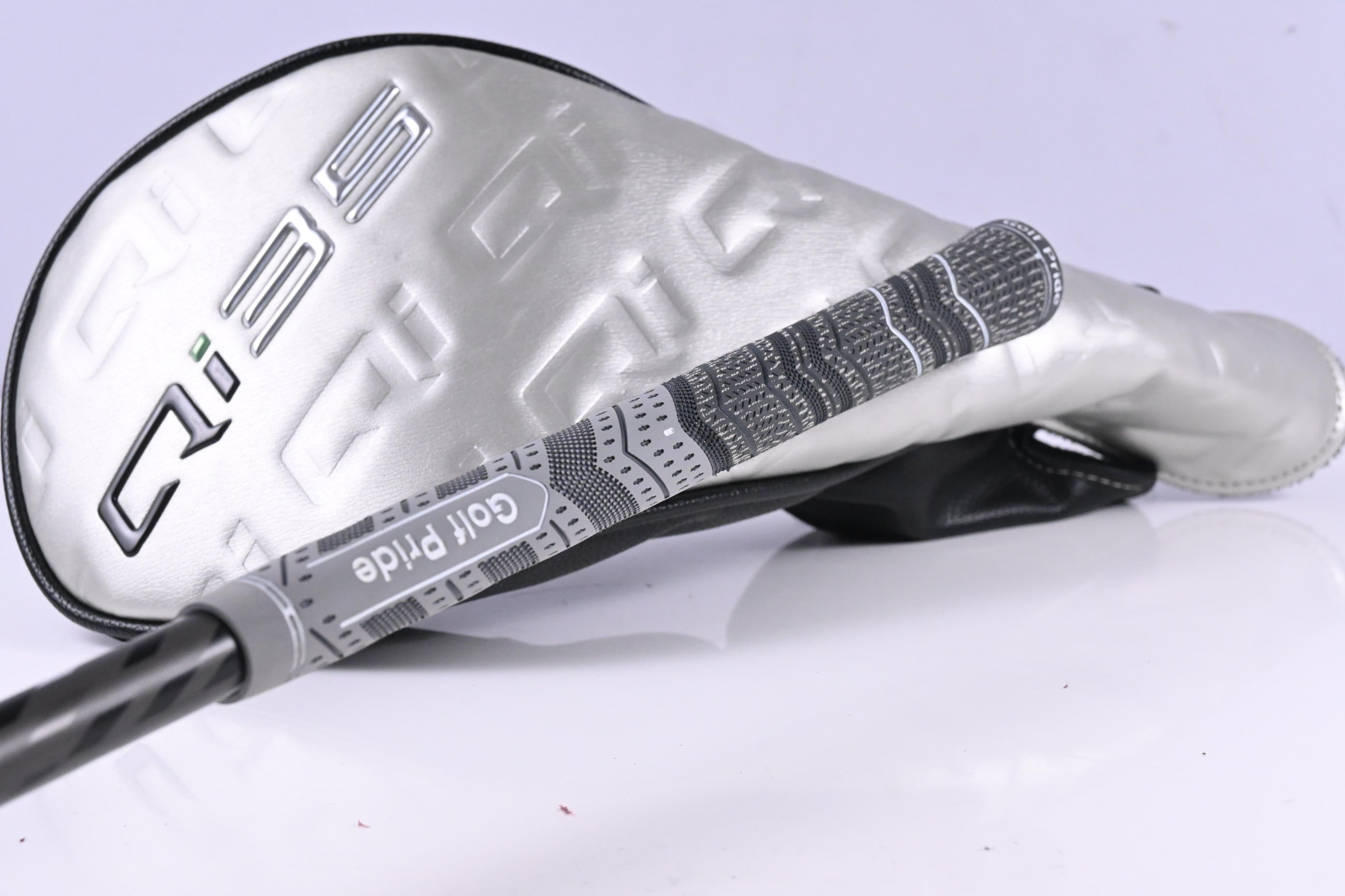 Taylormade Qi35 Driver / 10.5 Degree / Regular Flex Project X Cypher 50 Shaft