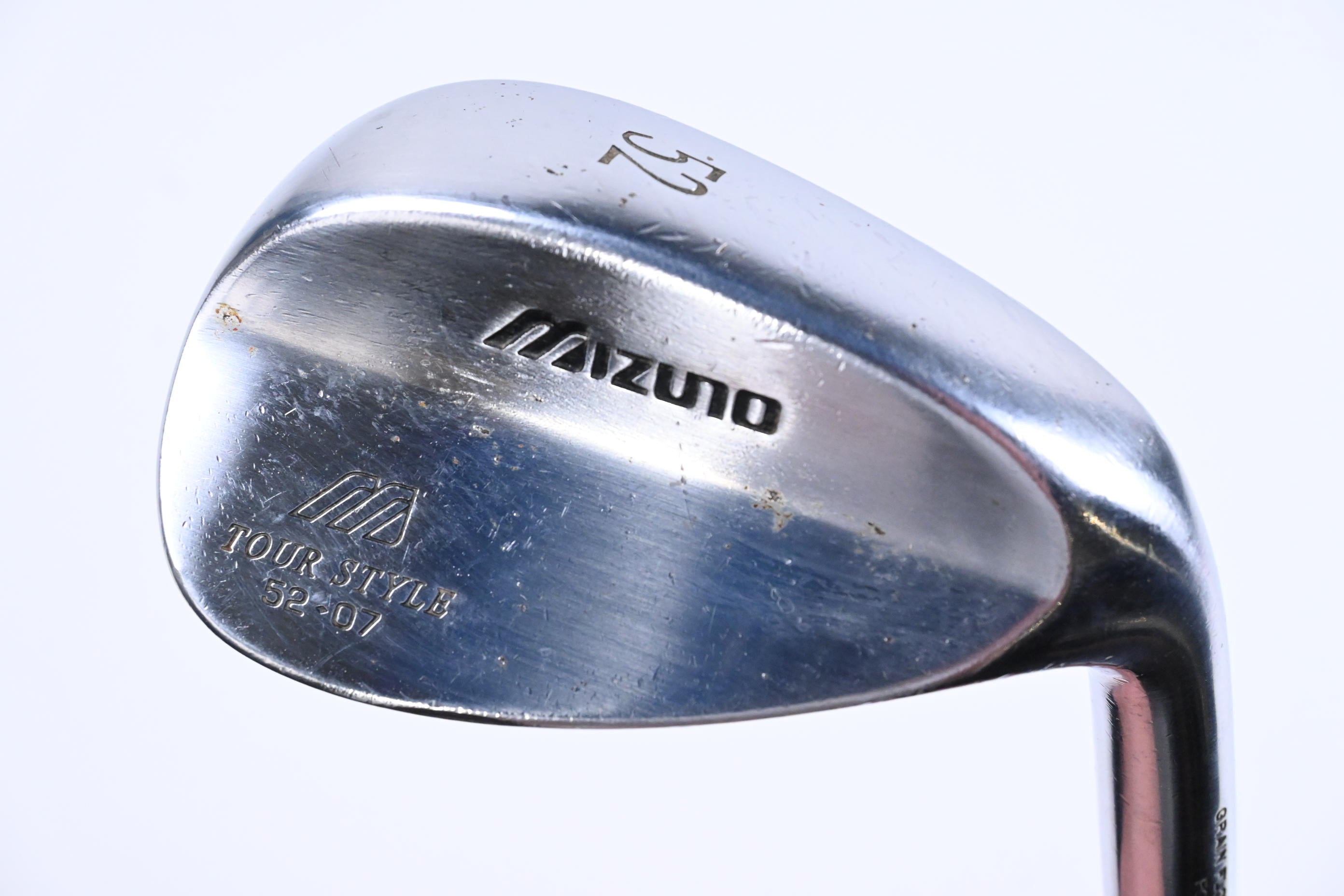Mizuno Tour Style Gap Wedge / 52 Degree / Stiff Flex Dynamic Gold S400 Shaft