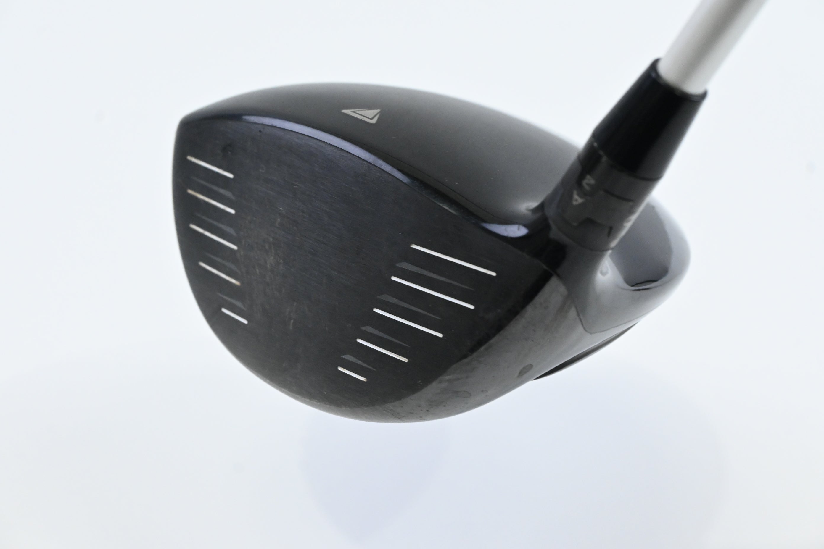 Titleist 915 D2 Driver / 9.5 Degree / Stiff Flex Aldila Rogue Silver 60 Shaft