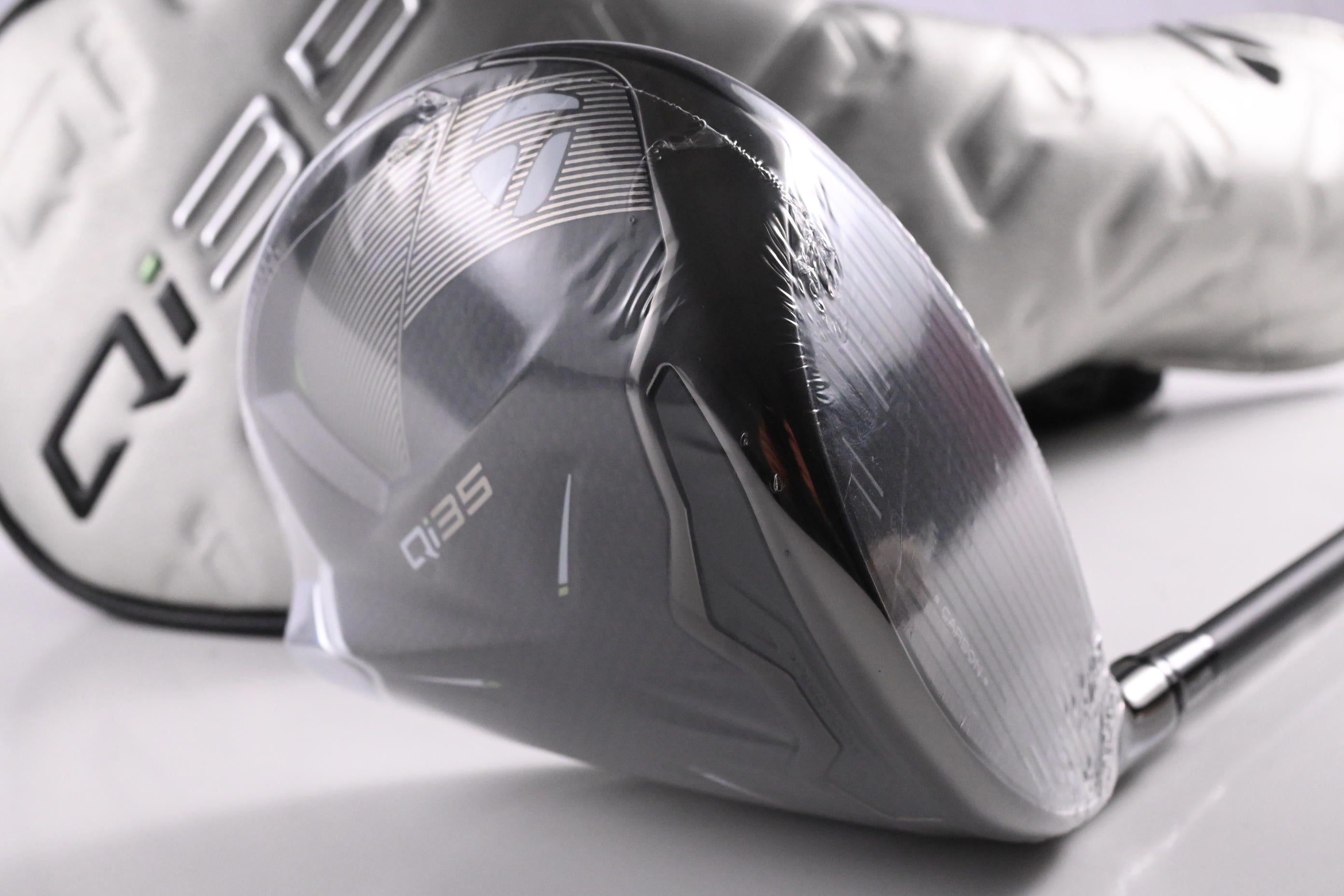 Taylormade Qi35 Max Lite Driver / 12 Degree / Senior Flex Vanquish 4 Shaft