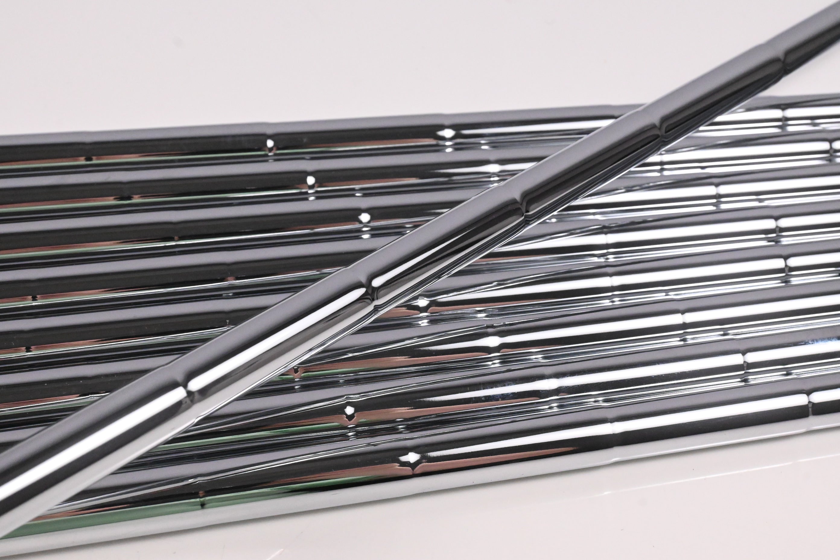 True Temper Dynamic Gold SL X100 Iron Shafts / X-Flex / Set of 9 / .355" Tip