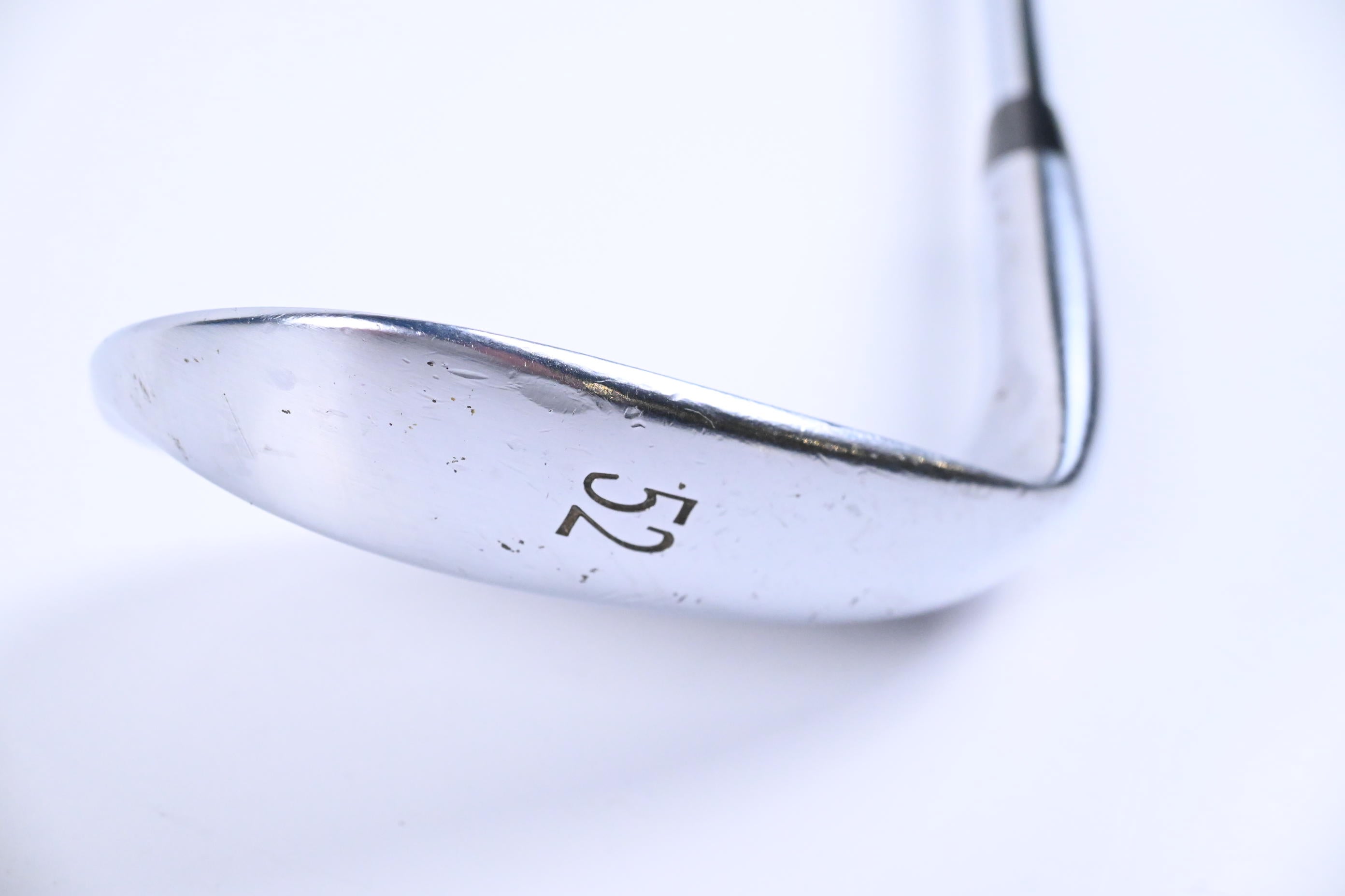 Mizuno Tour Style Gap Wedge / 52 Degree / Stiff Flex Dynamic Gold S400 Shaft