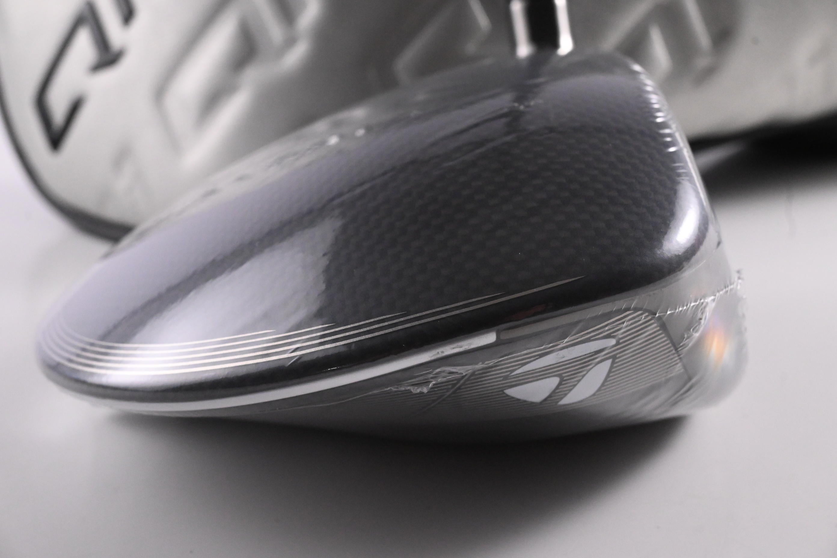 Taylormade Qi35 Max Lite Driver / 12 Degree / Senior Flex Vanquish 4 Shaft