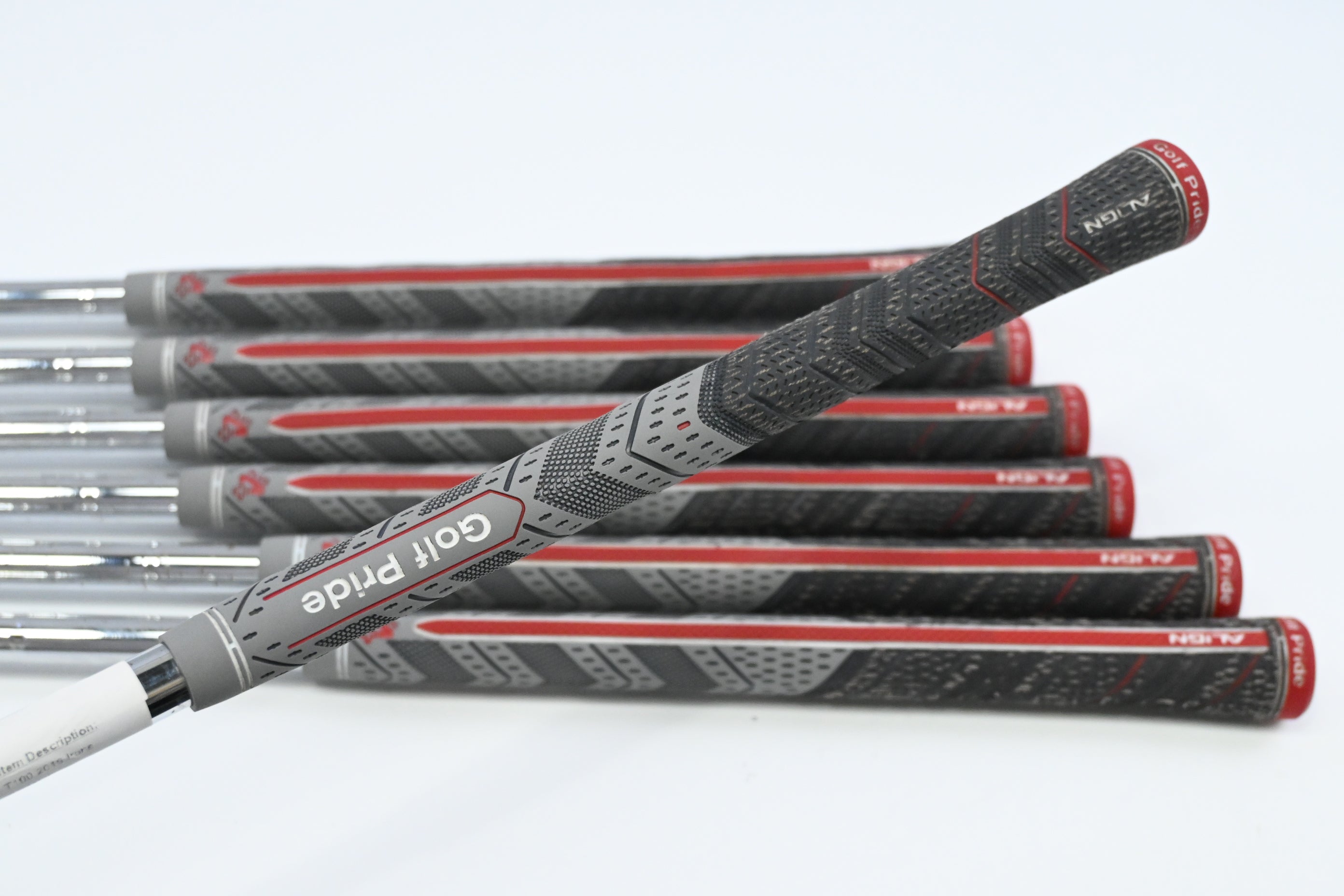Titleist T100 2019 Irons / 4-PW / Stiff Flex Dynamic Gold S400 Shafts