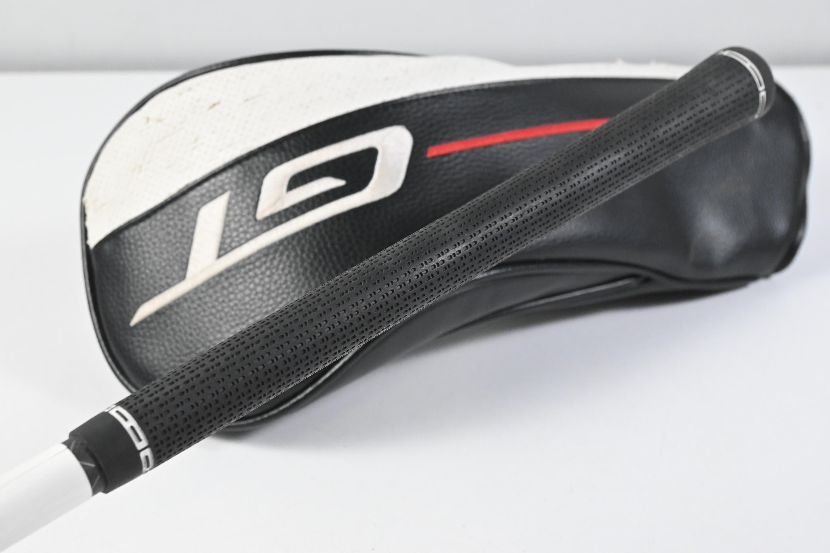 Titleist GT2 Driver / 10 Degree / Stiff Flex Tensei 1K Blue 55 Shaft