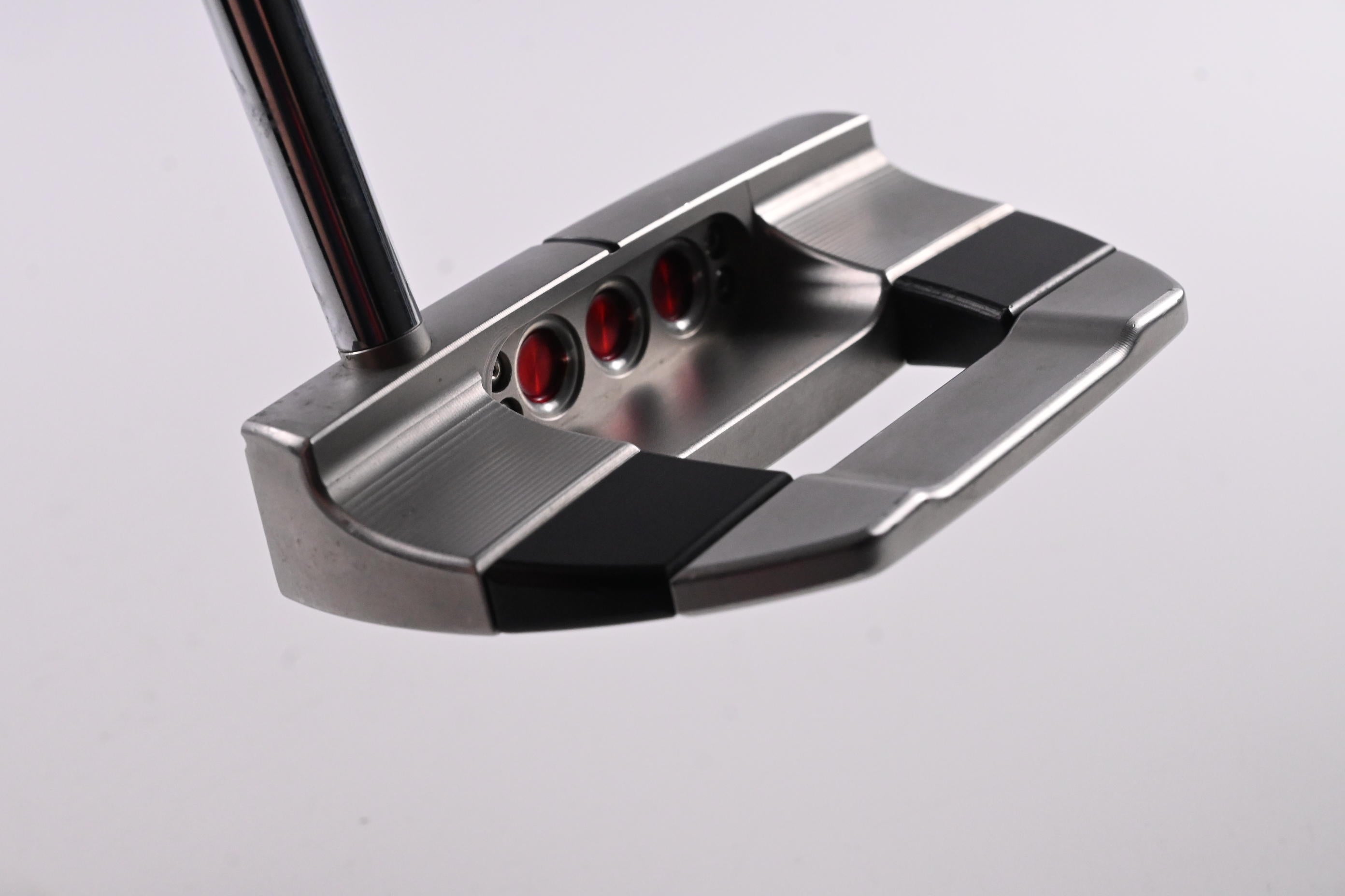 Scotty Cameron 2025 Studio Style Fastback Putter / 35 Inch