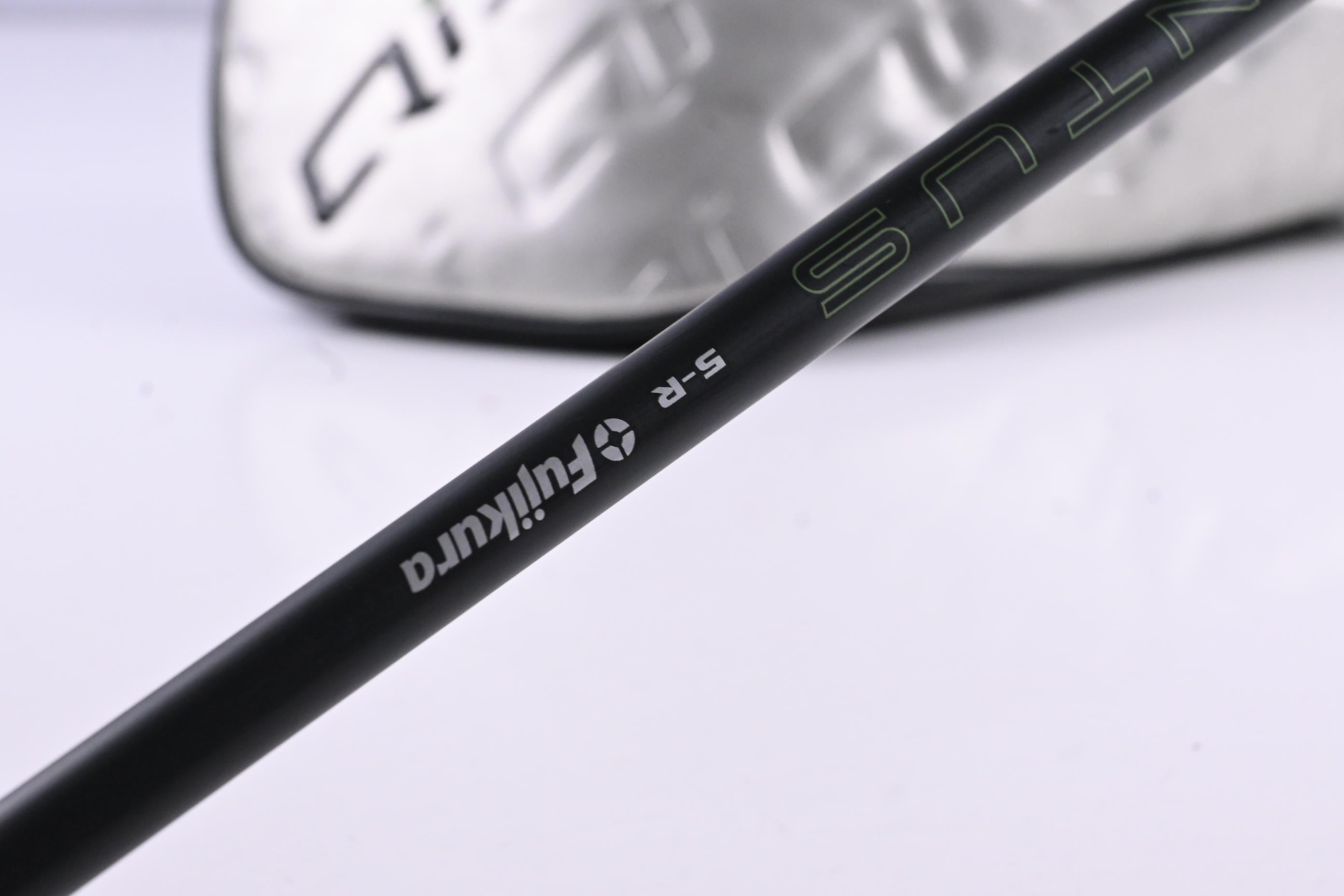 Taylormade Qi35 Driver / 10.5 Degree / Regular Flex Fujikura Ventus Blue 5 Shaft