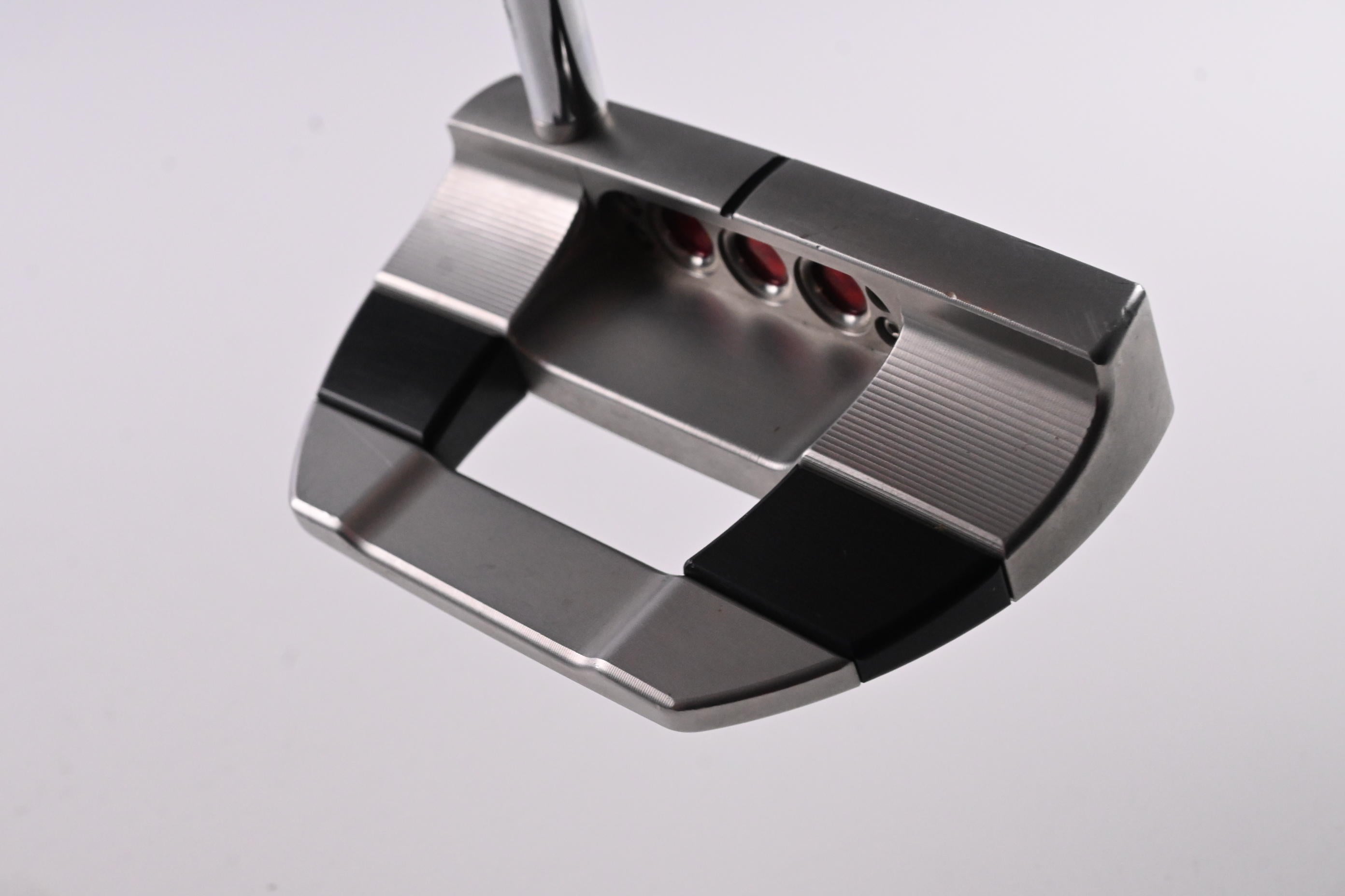 Scotty Cameron 2025 Studio Style Fastback Putter / 35 Inch