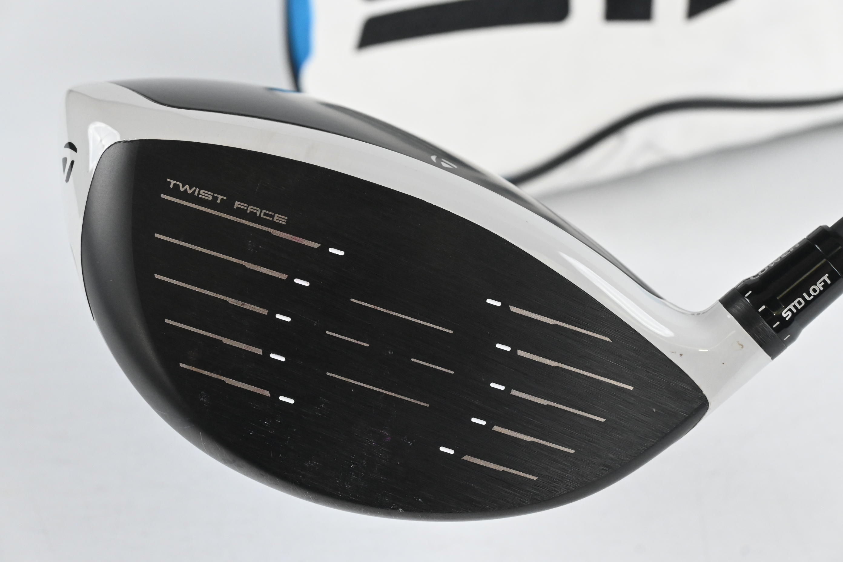 Taylormade SIM2 Max Driver / 10.5 Degree / Stiff Flex REAX Blue 60 Shaft