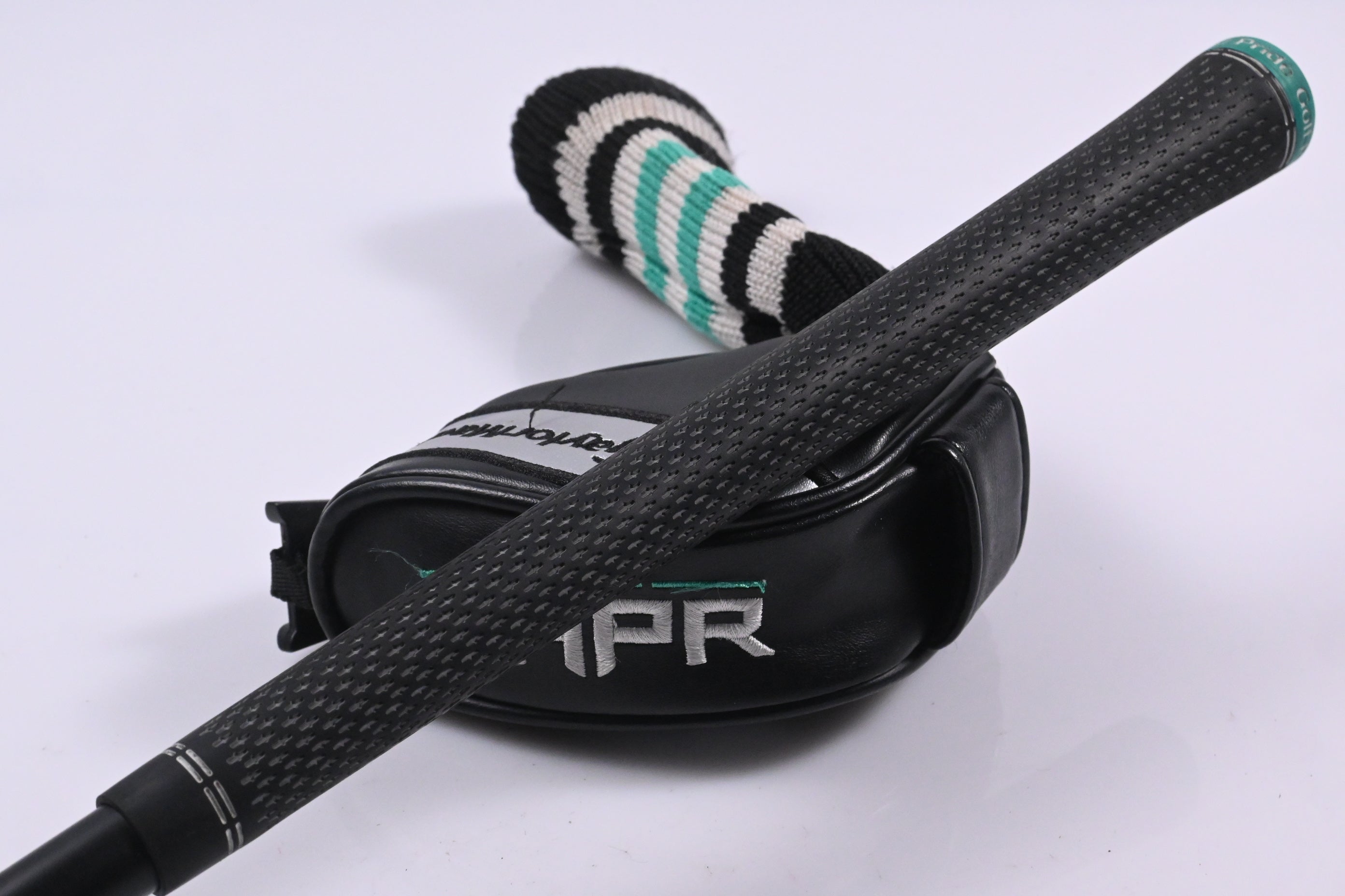 Taylormade GAPR Lo #2 Hybrid / 17 Degree / Stiff Flex KBS Hybrid 80 Shaft