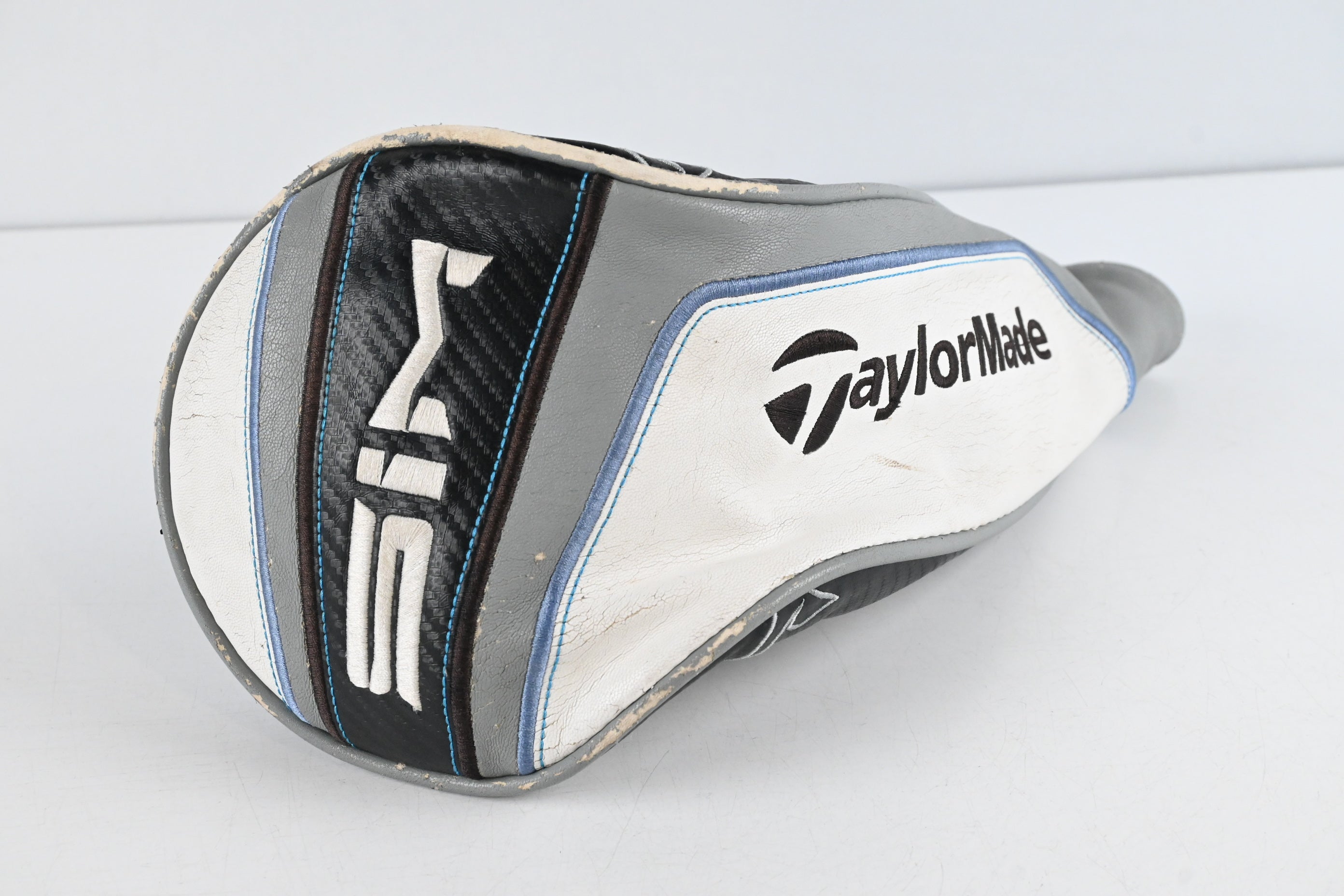 Taylormade SIM Max Driver / 9 Degree / Regular Flex UST Mamiya Helium 5 Shaft