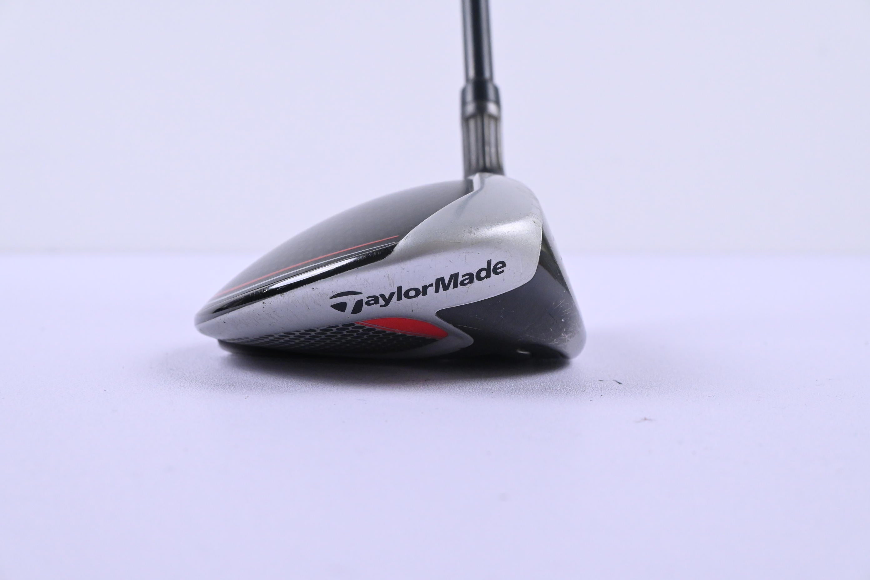 Taylormade M6 #5 Wood / 18 Degree / Regular Flex Fujikura Atmos Red 5 Shaft