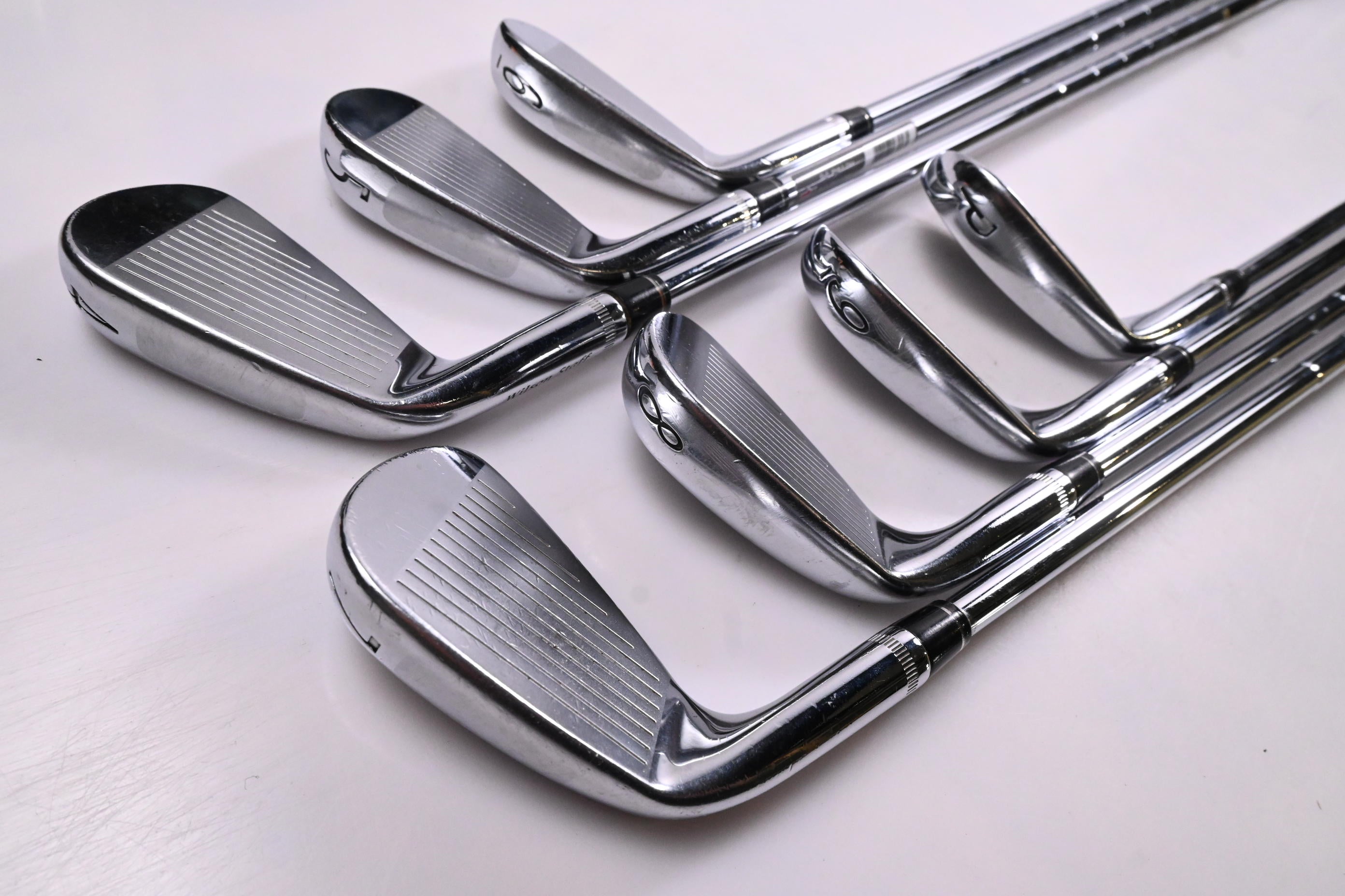 Wilson FG Tour V4 Irons / 4-PW / Stiff Flex Dynamic Gold Pro S300 Shafts