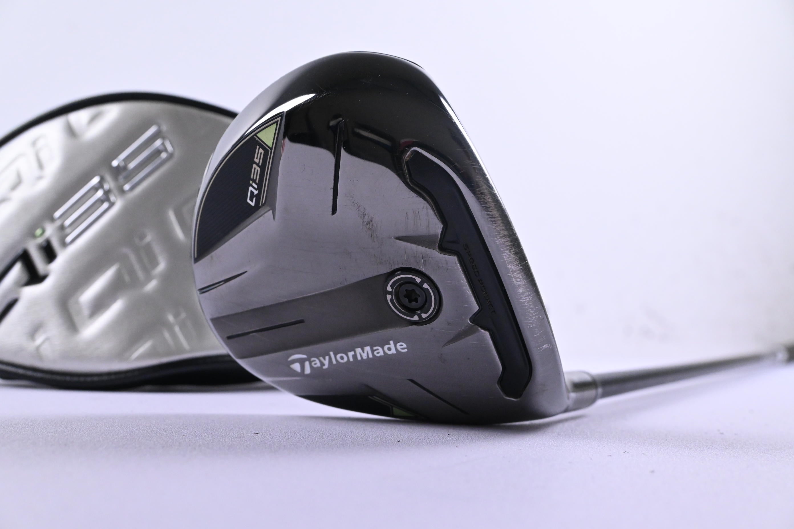 Taylormade Qi35 #7 Wood / 21 Degree / Regular Flex Fujikura Ventus Blue FW 5