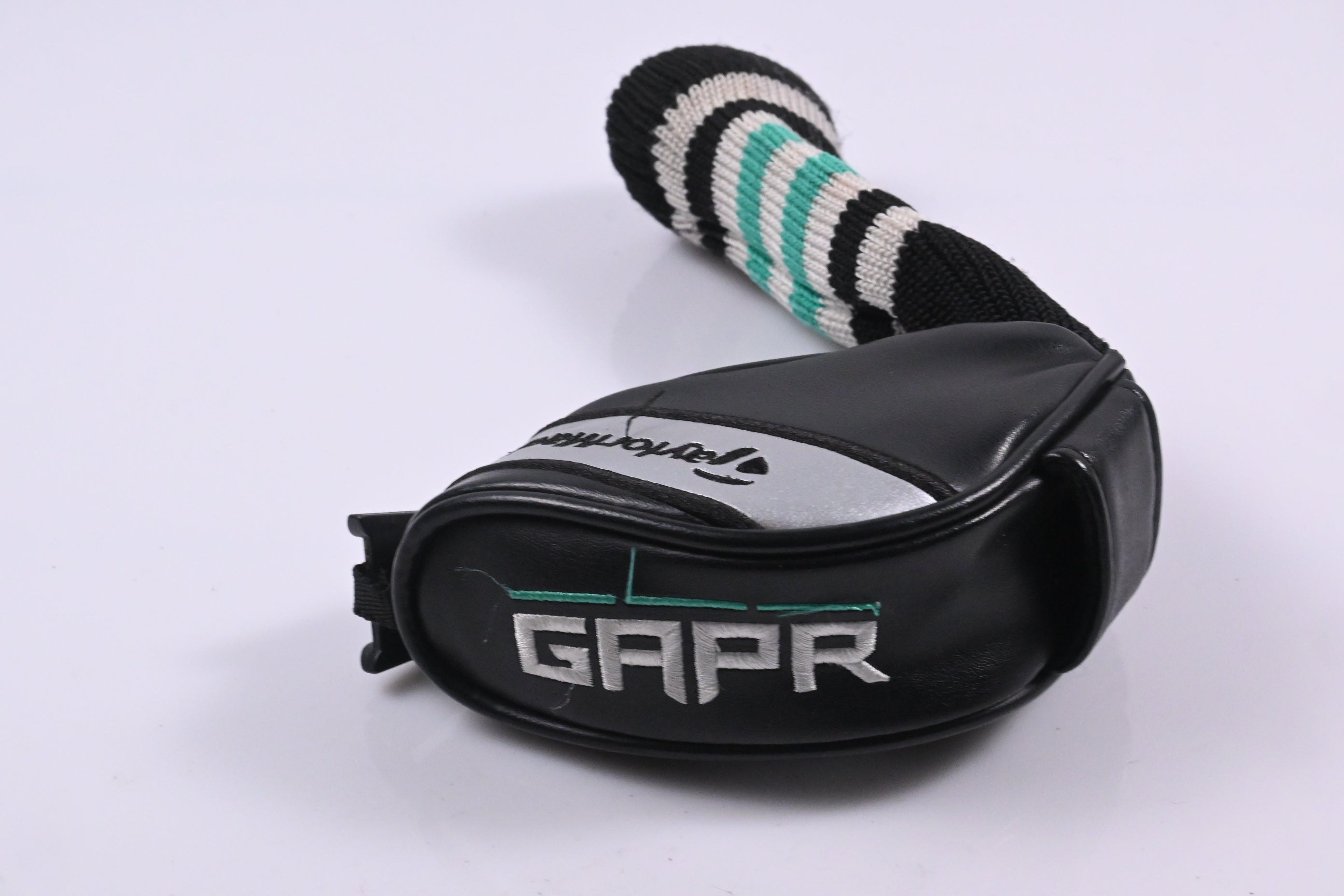 Taylormade GAPR Lo #2 Hybrid / 17 Degree / Stiff Flex KBS Hybrid 80 Shaft