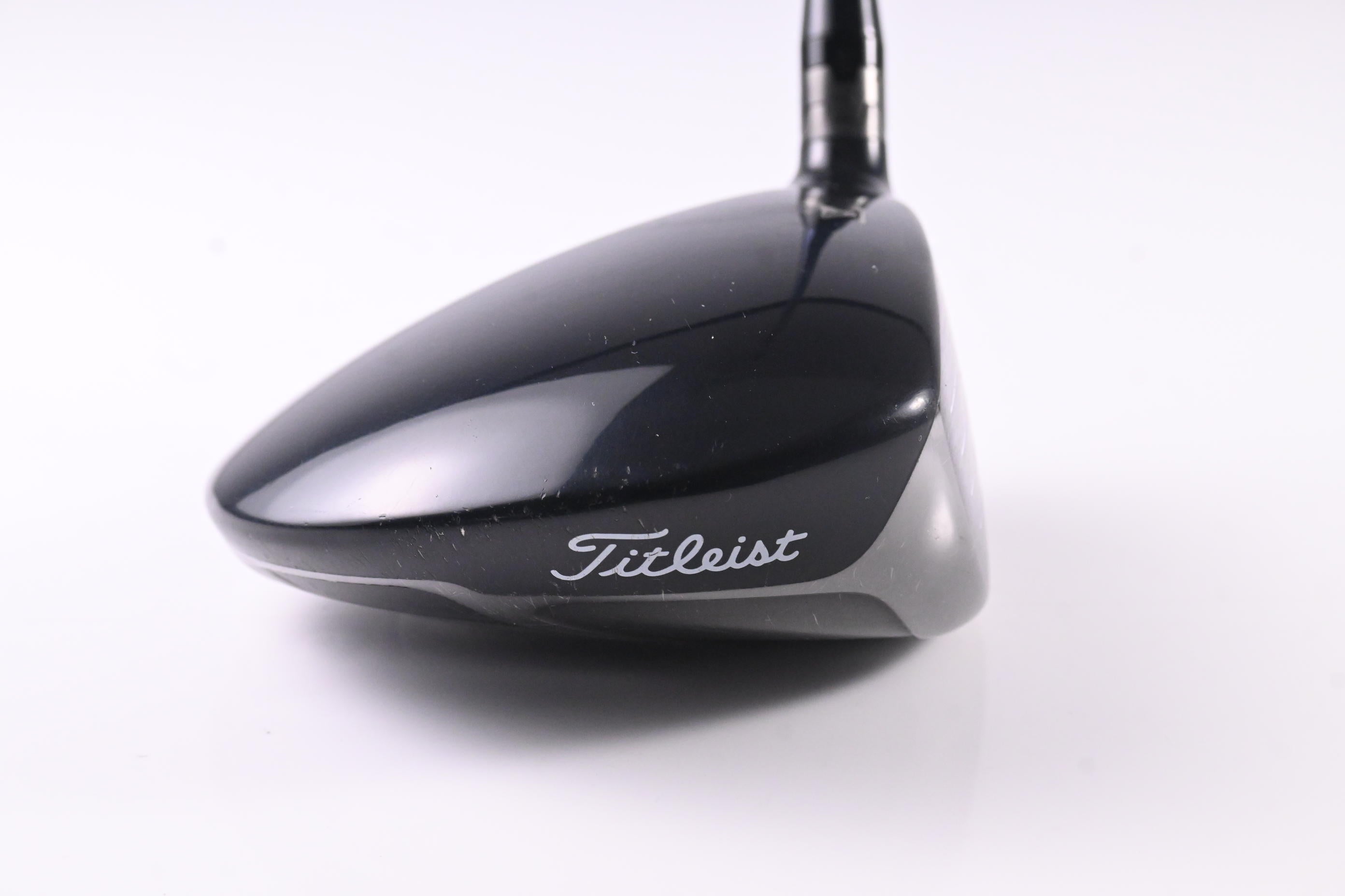 Titleist 910 D2 Driver / 9.5 Degree / Regular Flex Diamana Kai'li Blue 65 Shaft