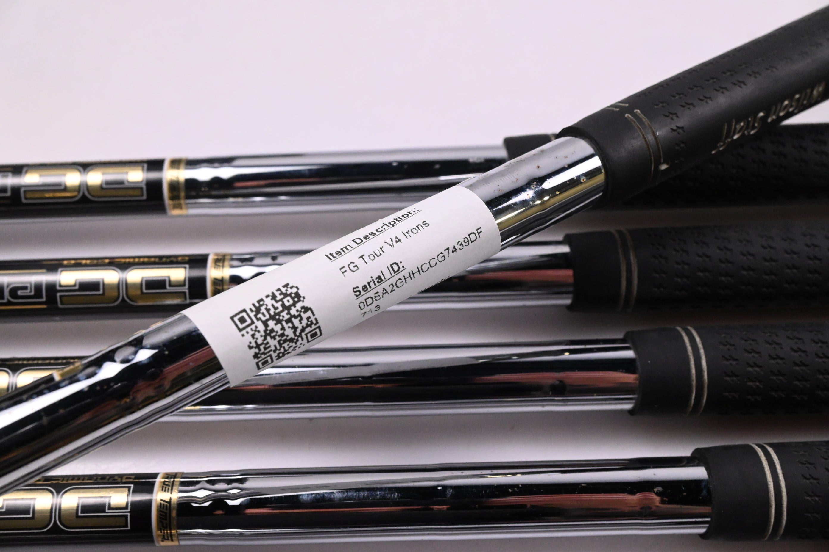Wilson FG Tour V4 Irons / 4-PW / Stiff Flex Dynamic Gold Pro S300 Shafts