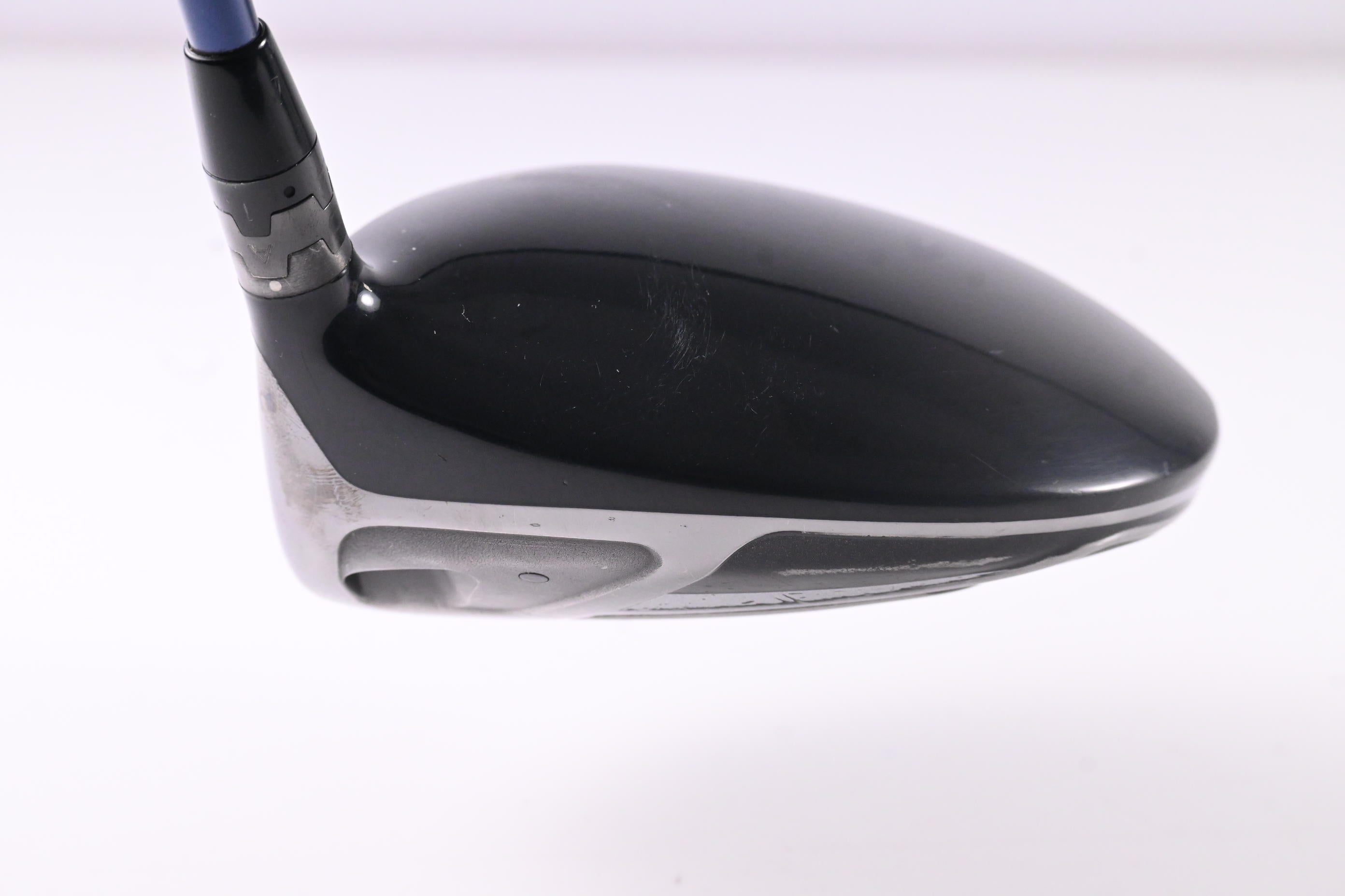 Titleist 910 D2 Driver / 9.5 Degree / Regular Flex Diamana Kai'li Blue 65 Shaft