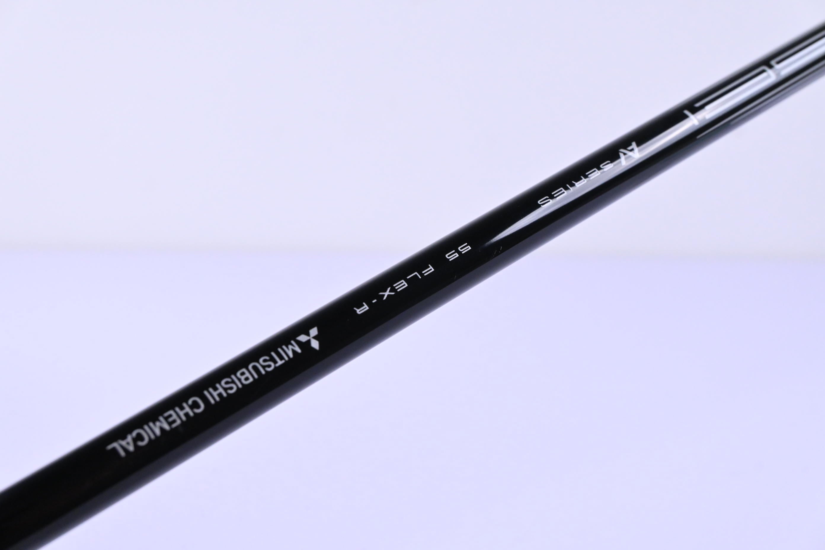 Titleist TSR2 Driver / 11 Degree / Regular Flex Tensei AV Blue 55 Shaft
