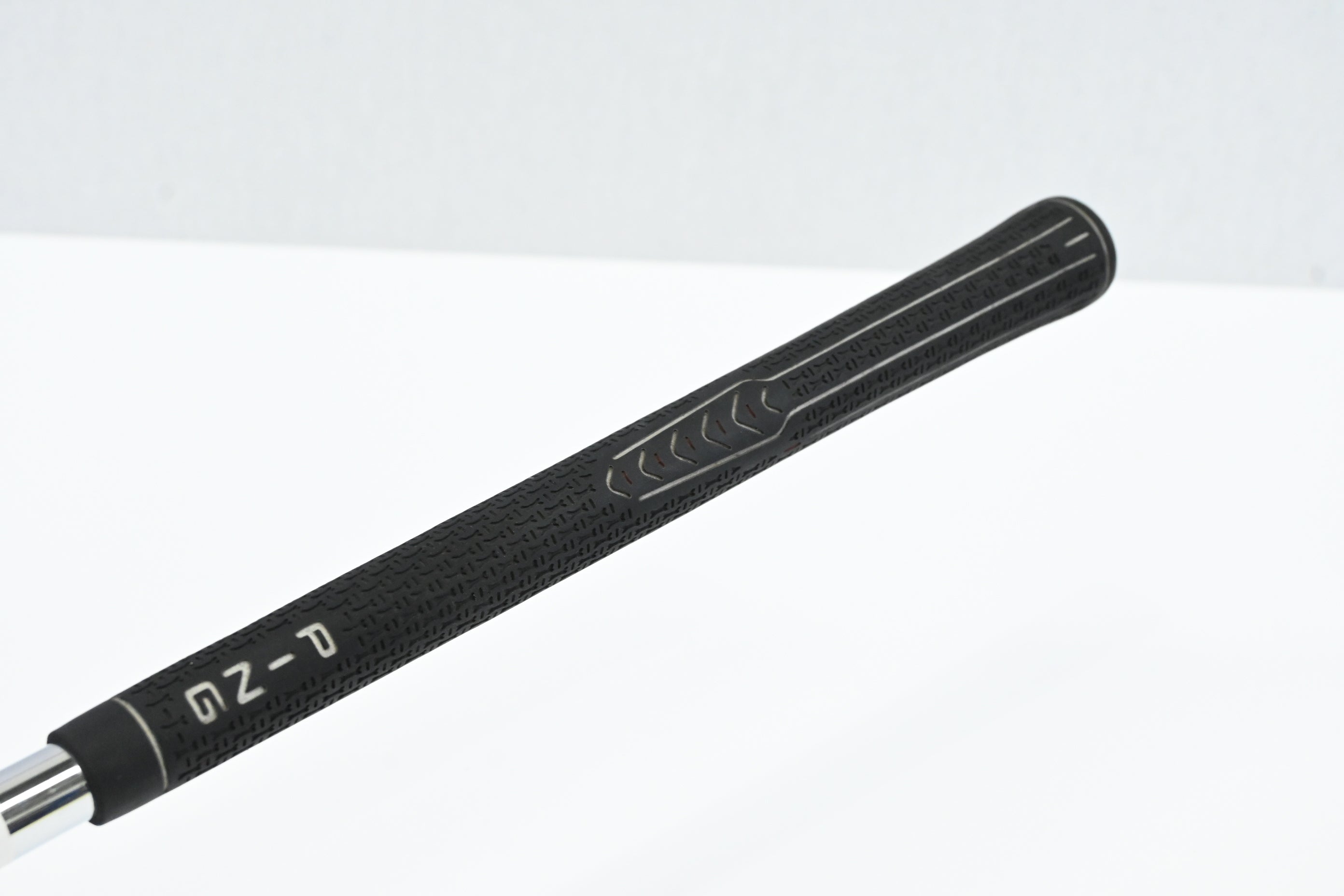 Ping G15 #4 Iron / 23 Degree / Black Dot / Regular Flex Ping AWT Shaft