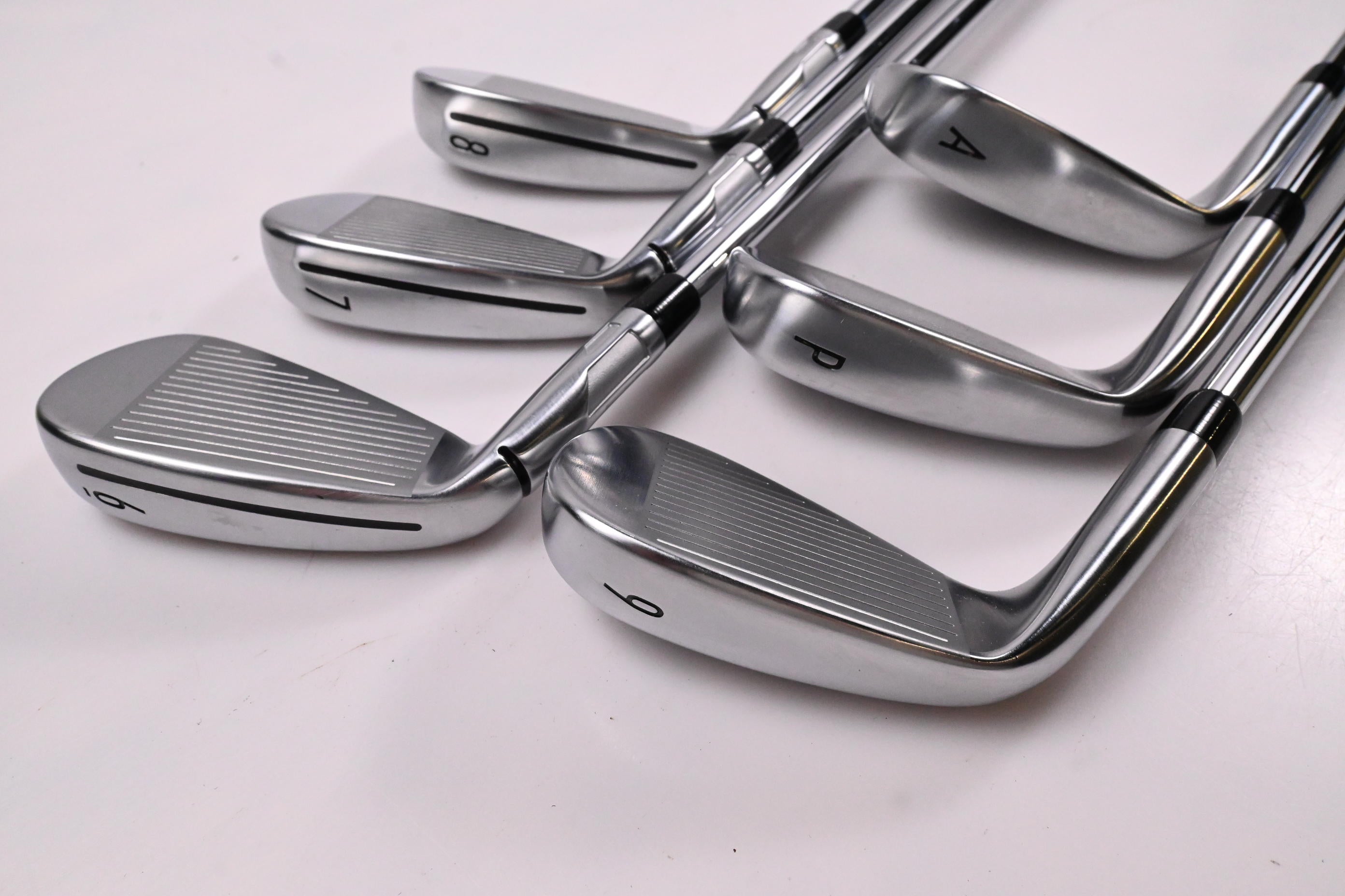 Taylormade Qi Max Irons / 6-PW+AW / Regular Flex N.S.Pro 750GH Neo Shafts