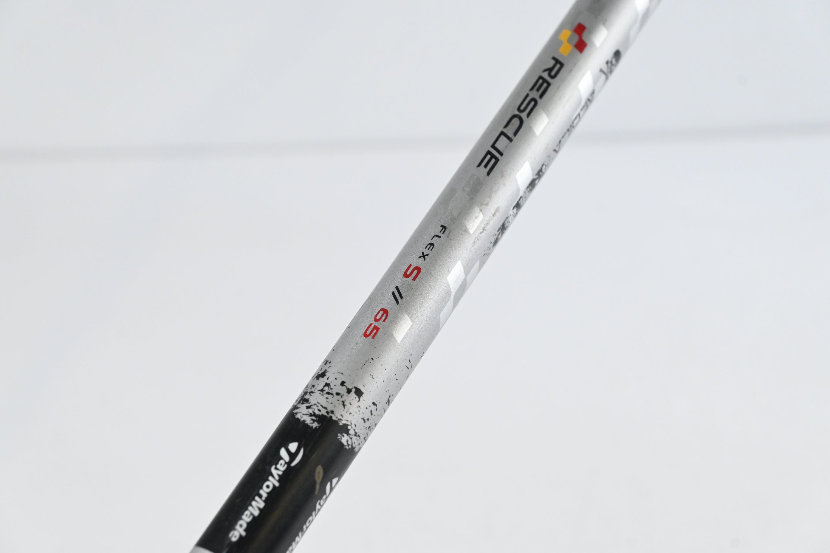 Taylormade Rescue 11 #4 Hybrid / 21 Degree / Stiff Flex Aldila RIP 65 Shaft