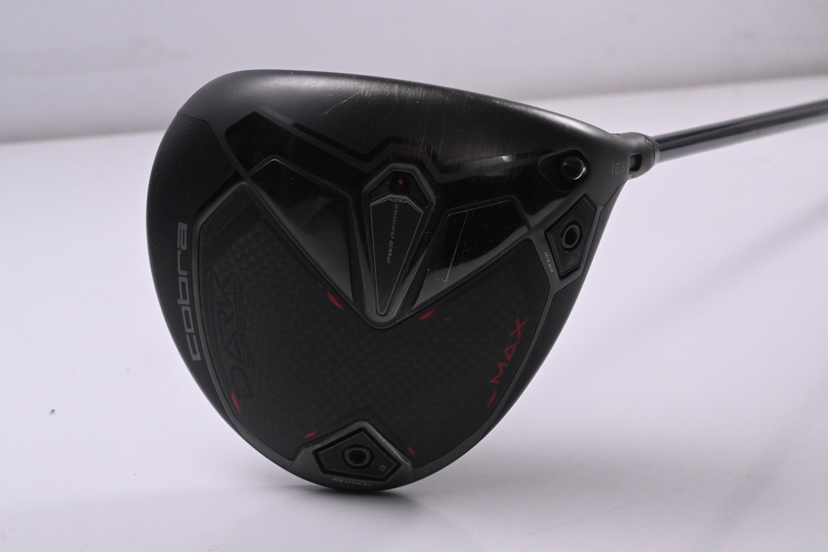 Cobra Darkspeed Max Driver / 10.5 Degree / Regular Flex UST Mamiya LIN-Q 5 Shaft
