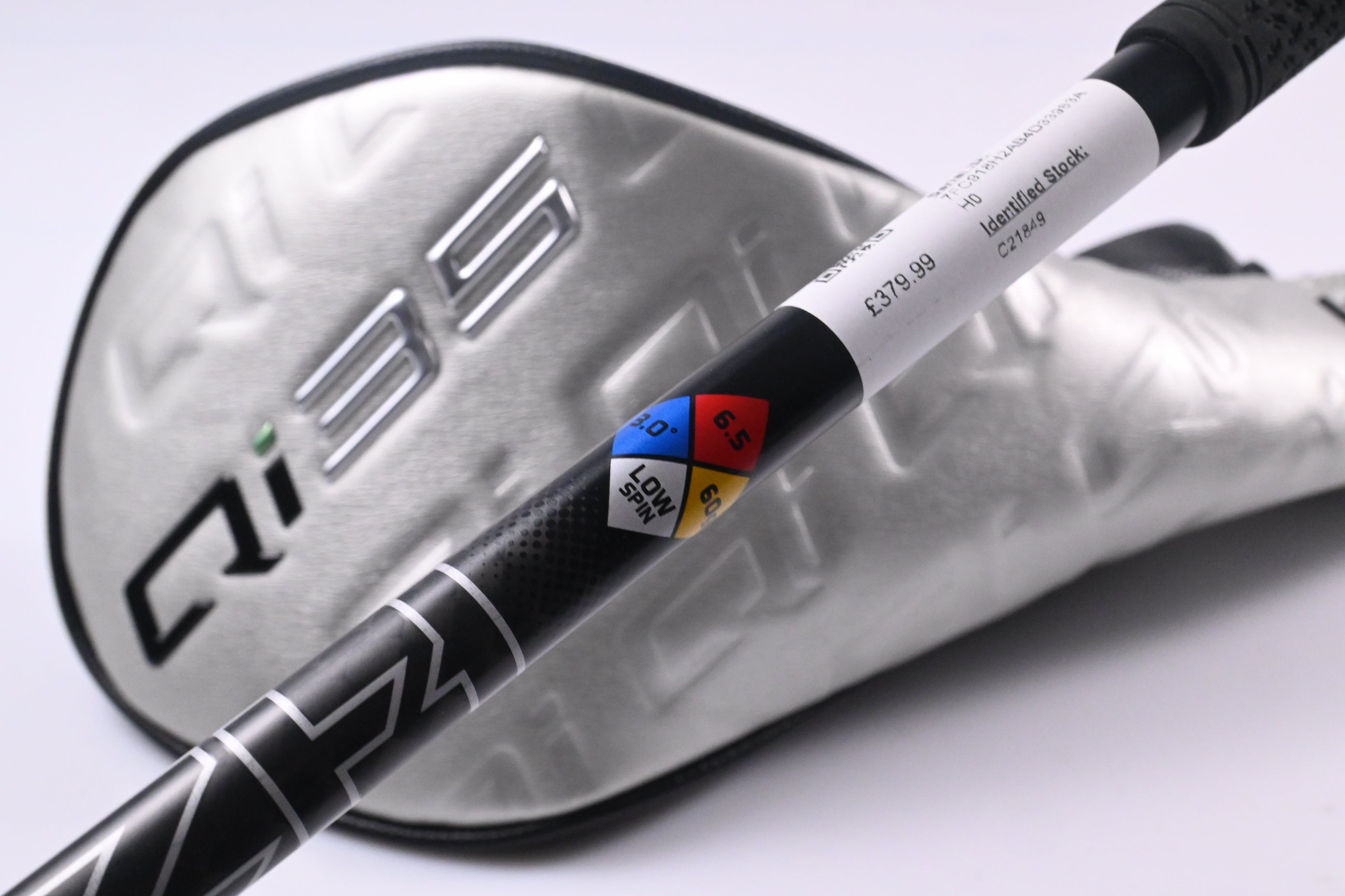 Taylormade Qi35 Driver / 10.5 Degree / X-Flex HZRDUS Black Gen 5 60 Shaft