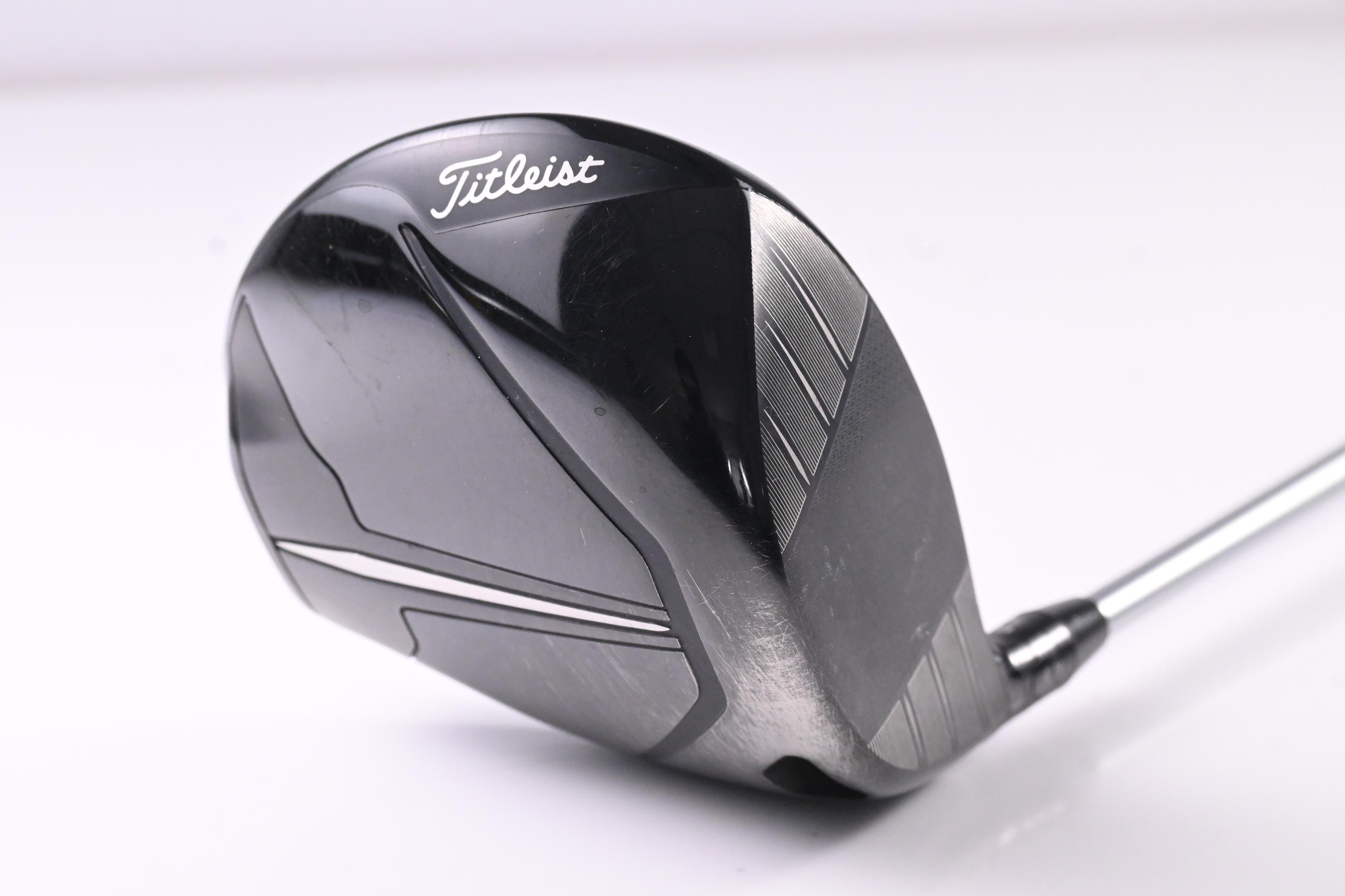 Titleist TSR2 Driver / 8 Degree / Regular Flex Fujikura Air Speeder 40 Shaft